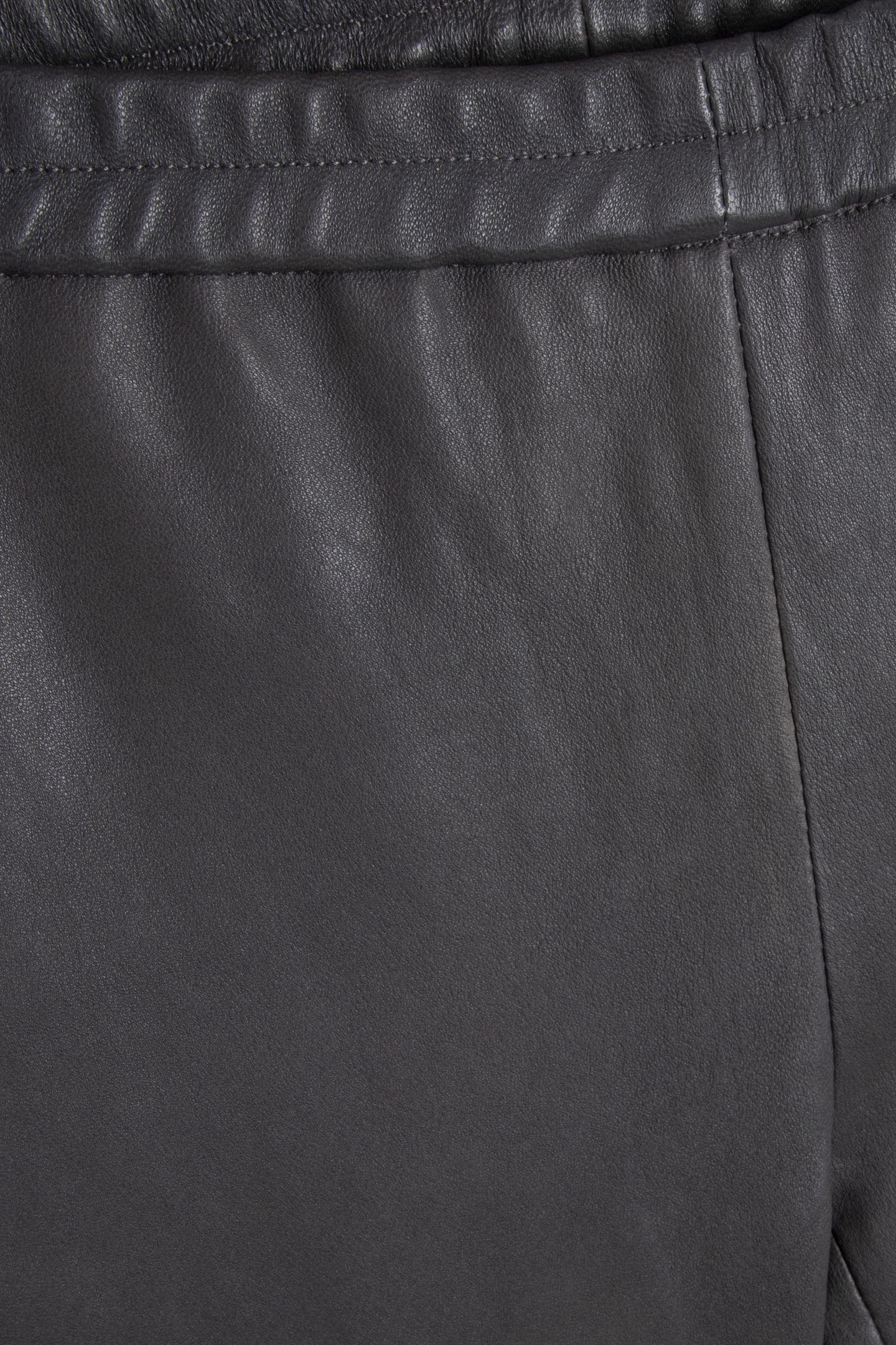 SUZANNE CHARCOAL 4