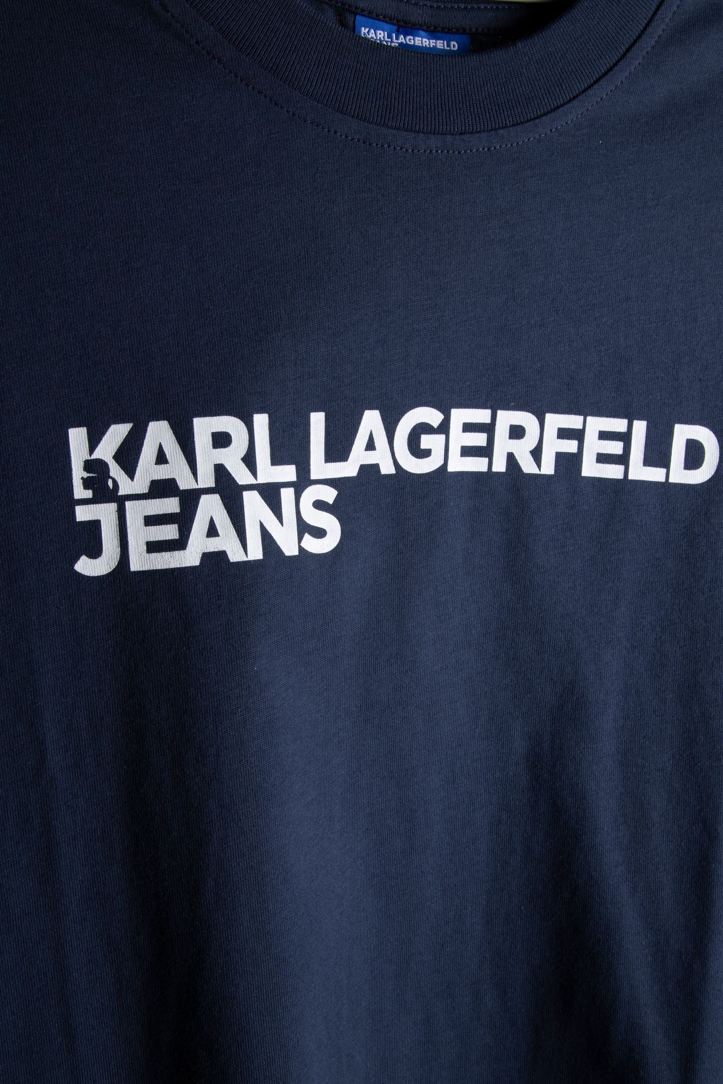 BLACK IRIS KLJ REG SS ESSENTIAL TEE 6