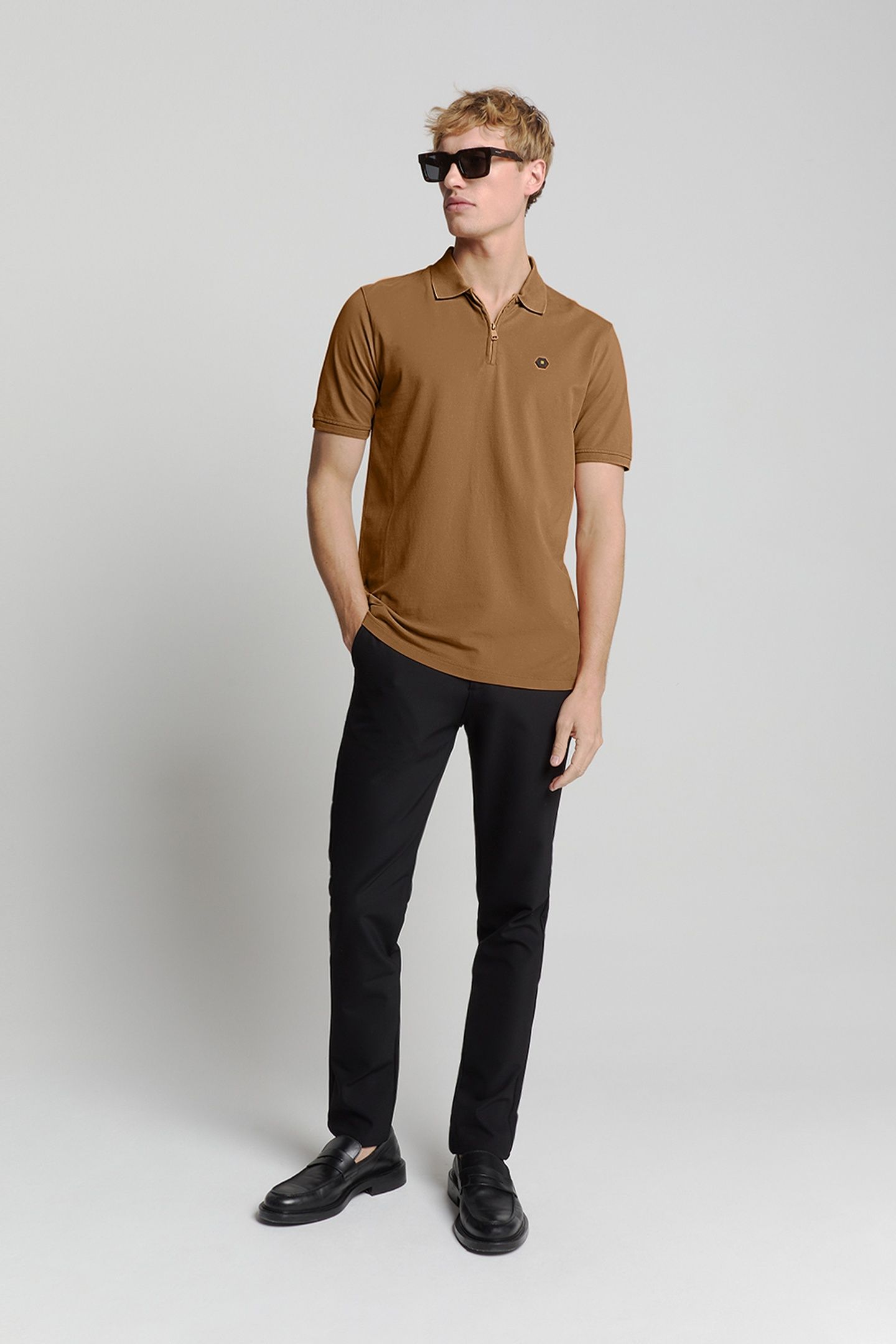 POLO ZIP PIQUE GARMENT DYED CAMEL 3