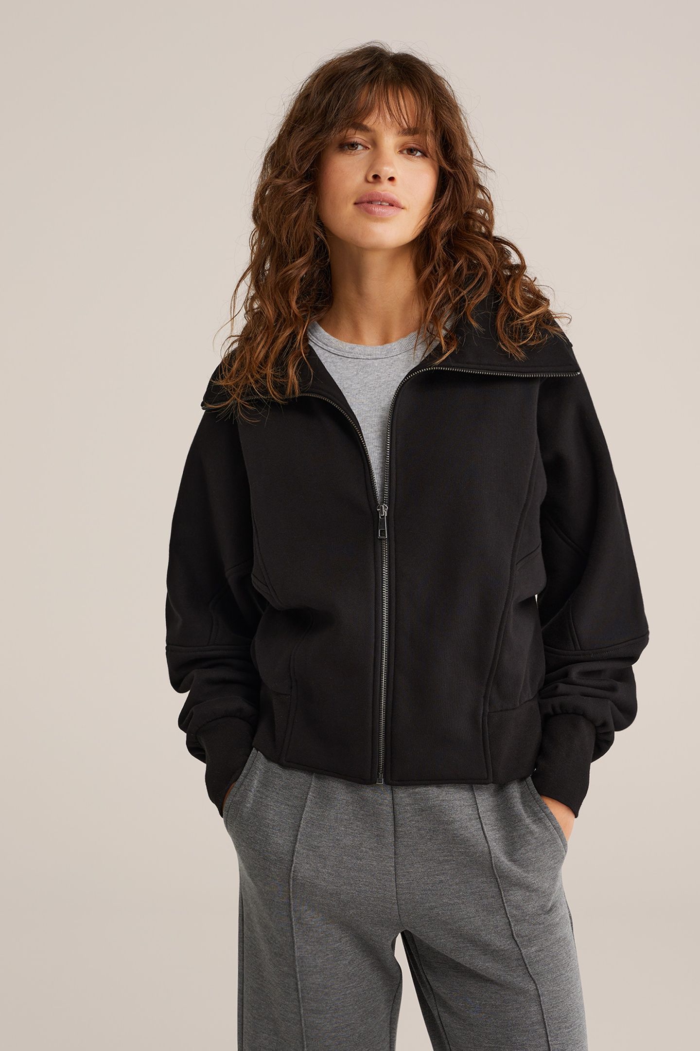SWEATER BLACK 1