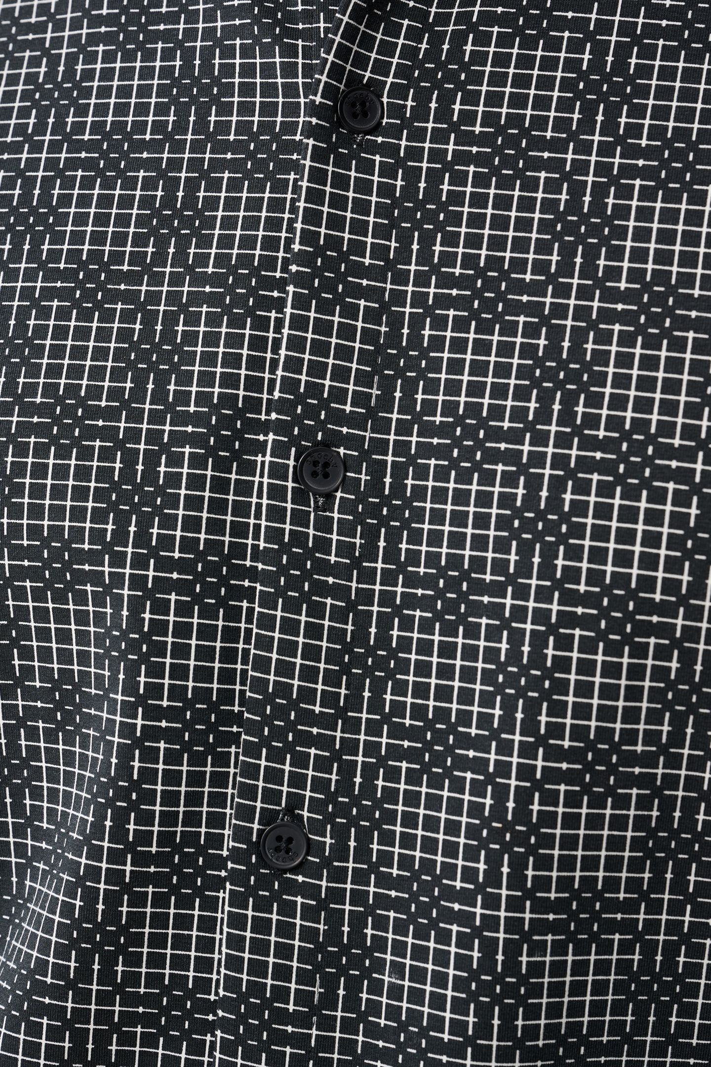 MA-SBPRINTED LOGO SHIRT BLACK 6