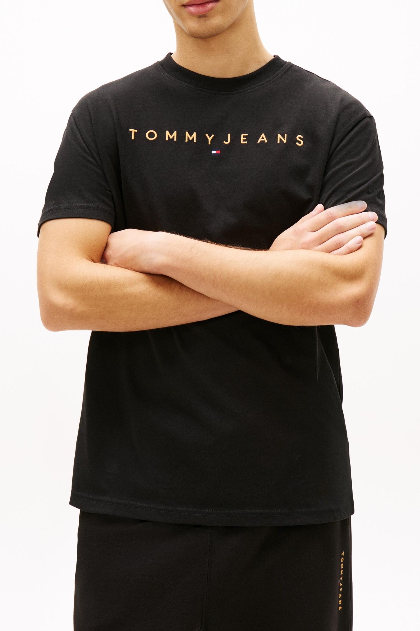 LINEAR LOGO EMBROIDERY JERSEY T-SHIRT BLACK 1