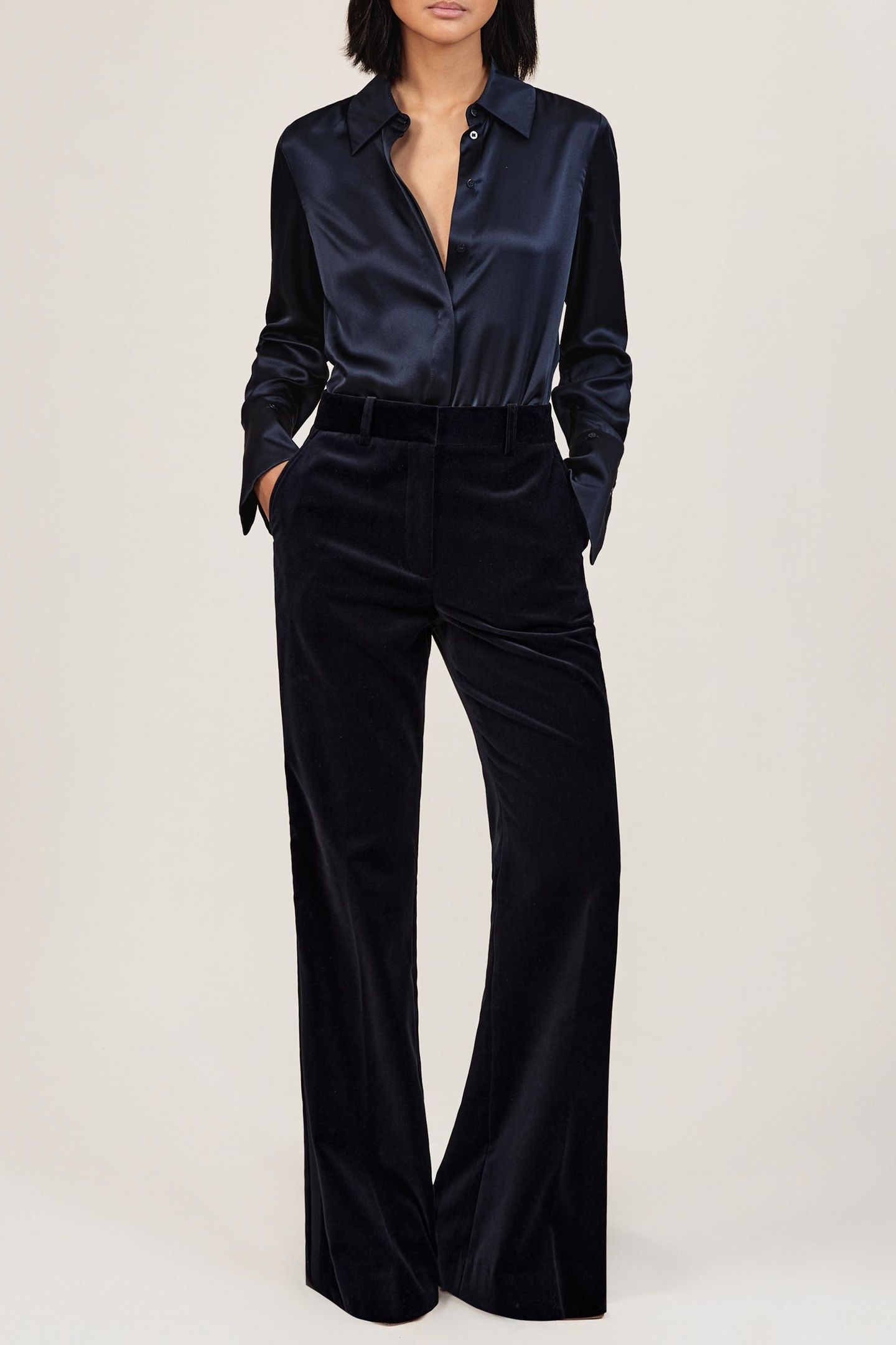 VELVET FLARE TROUSER NAVY 3