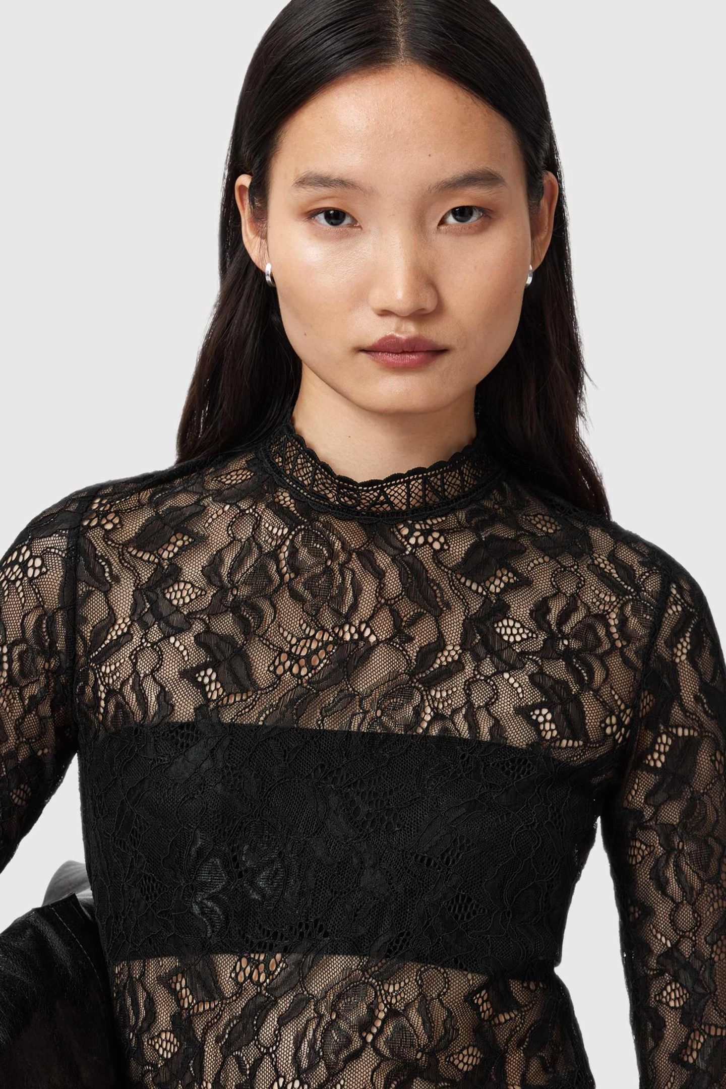 ARIA LACE TOP BLACK 5