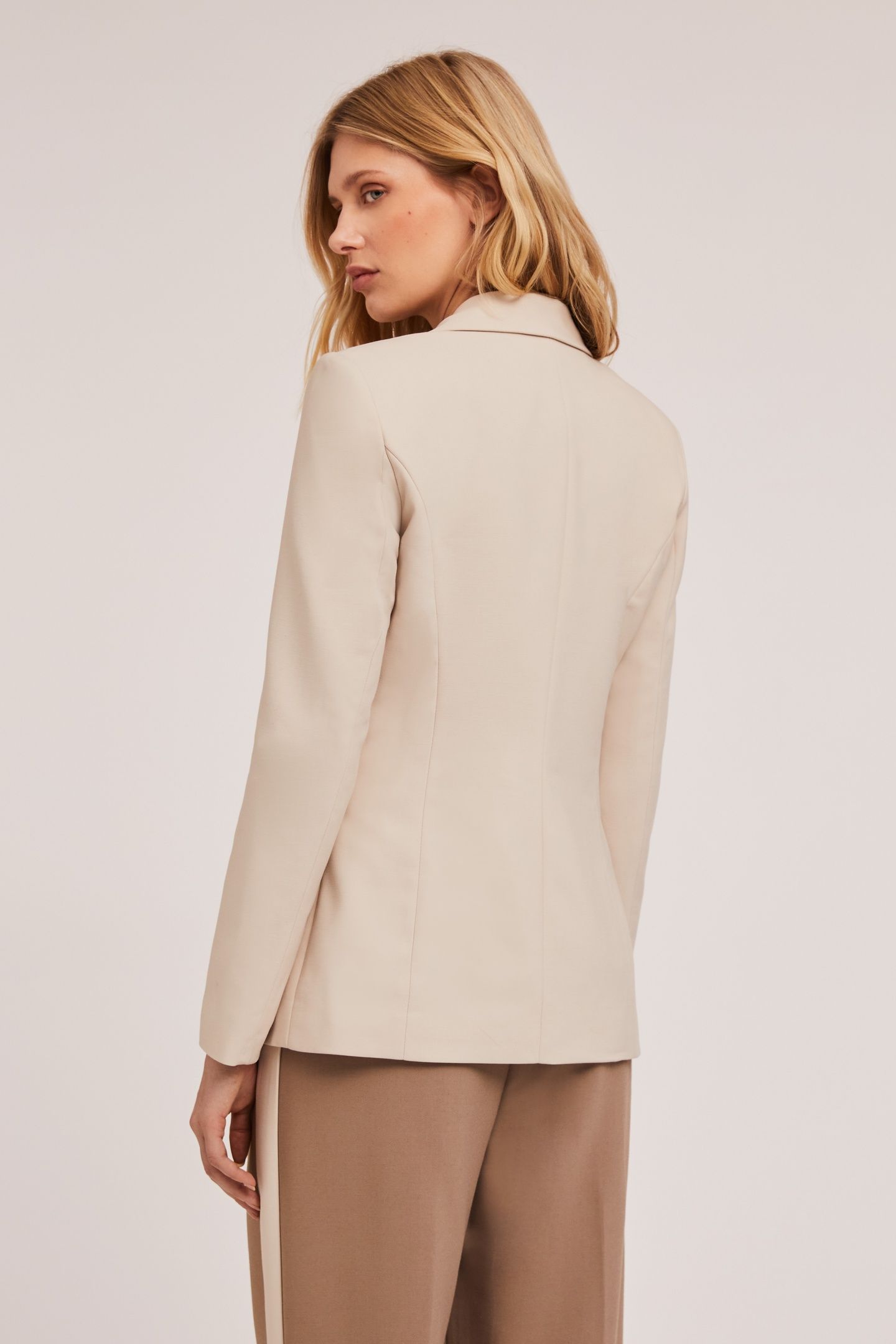 SHORT BLAZER JACKET WHITE 2