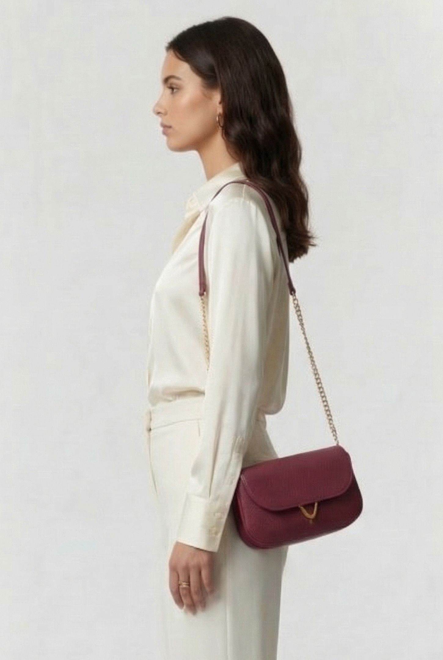 MINI CROSS BODY CHAIN BAG 1