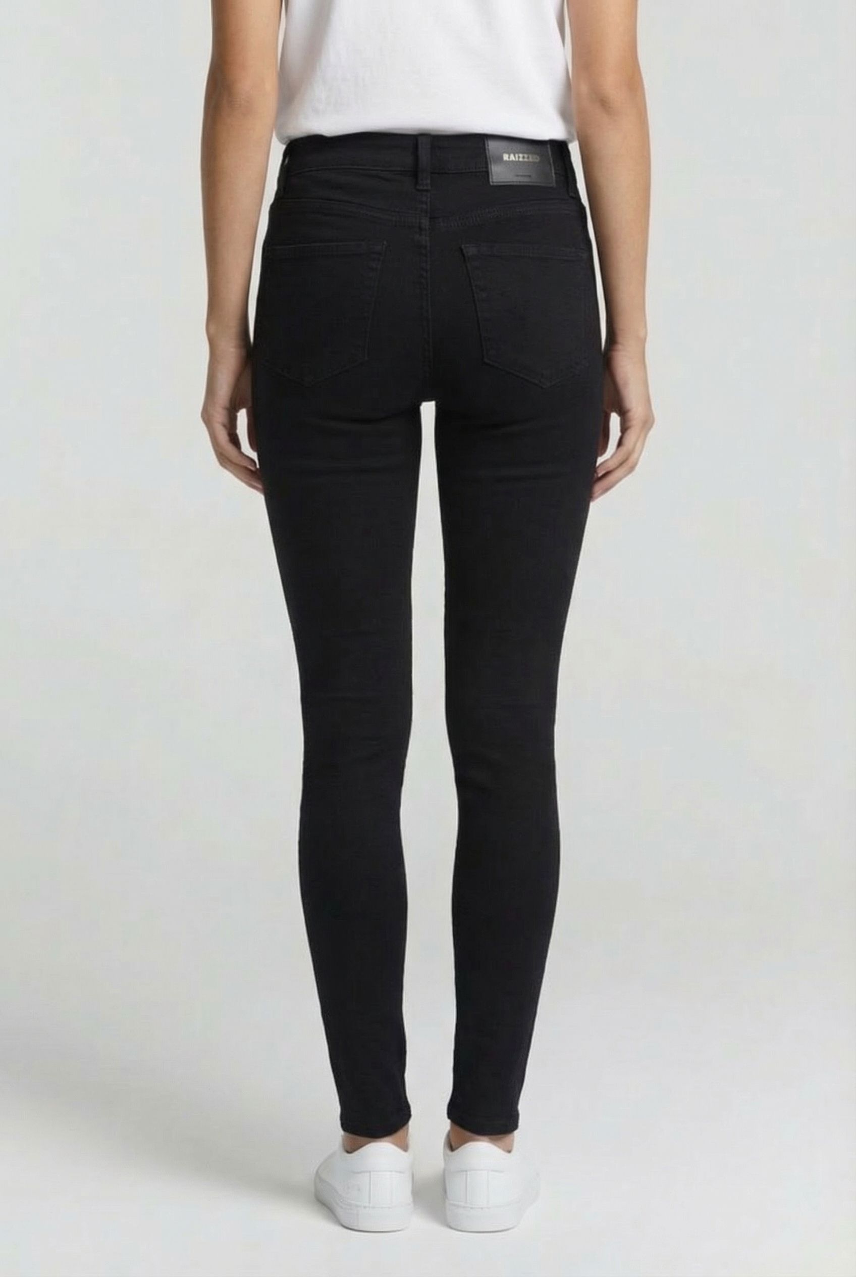 BLOSSOM BLACK 2