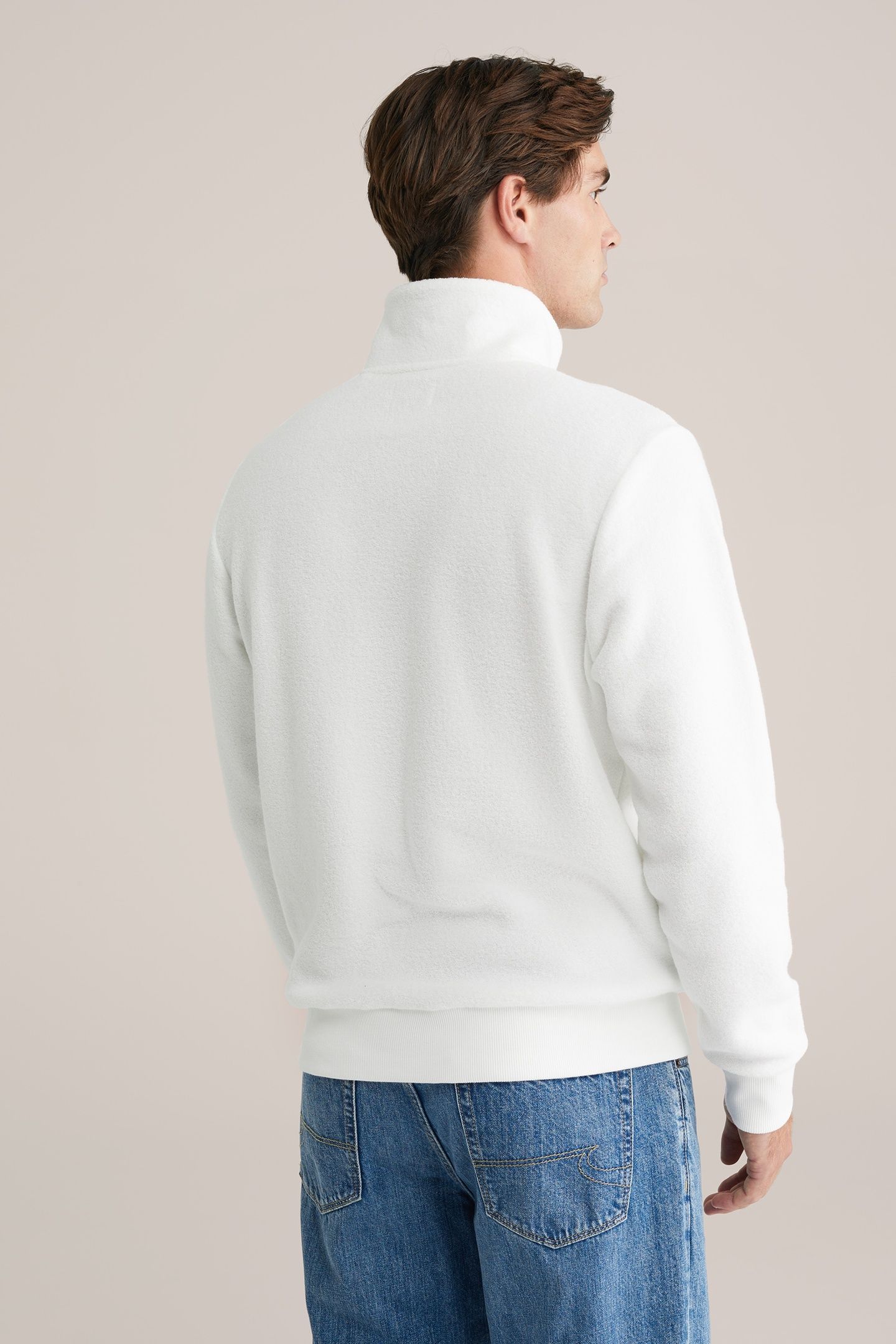 HALFWAY ZIPPER WHITE 2