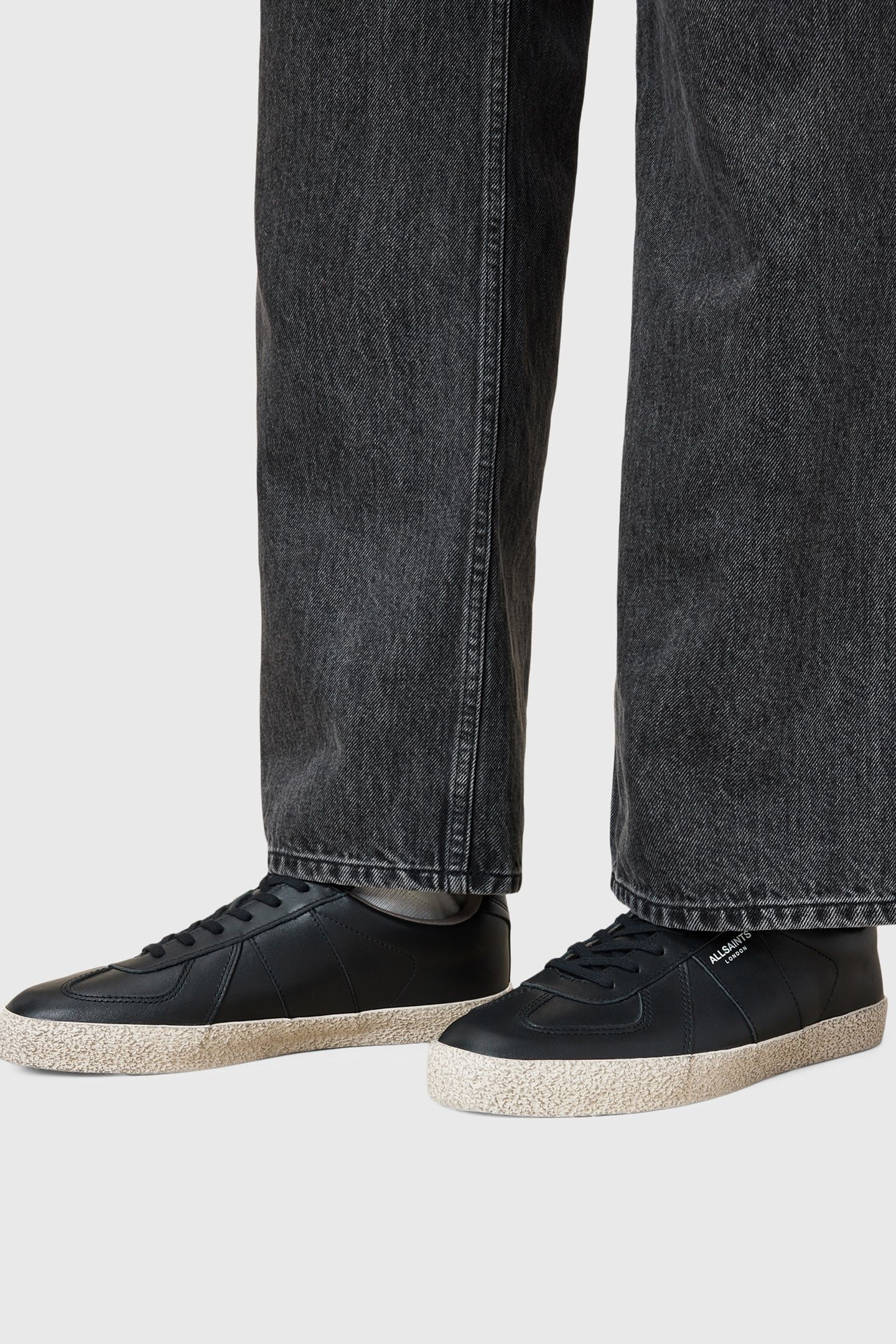 JAIMEE LTHR LOW TOP BLACK/WHITE 1
