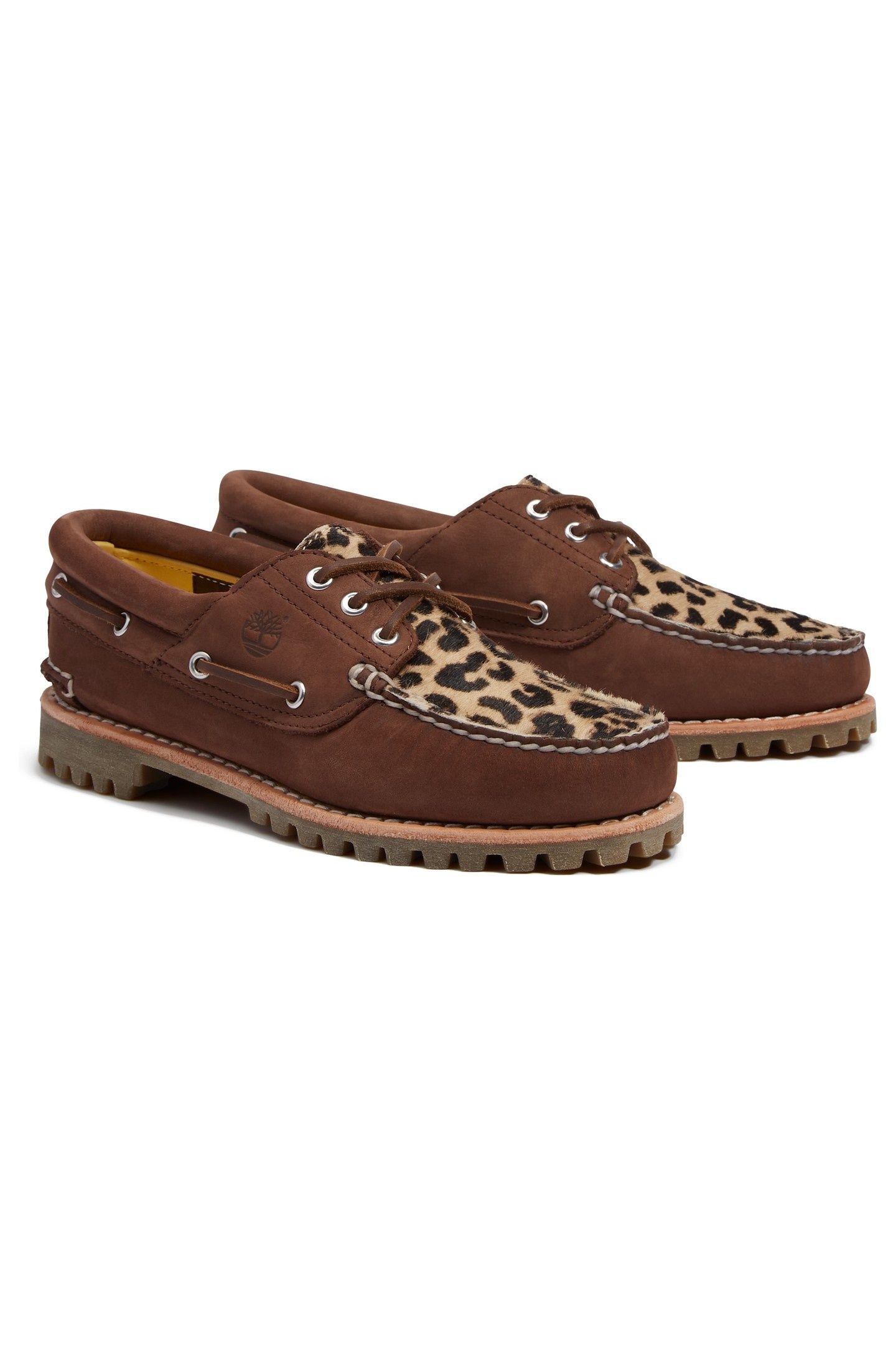AUTHENTIC BOAT SHOE MEDIUM BROWN NUBUCK 2