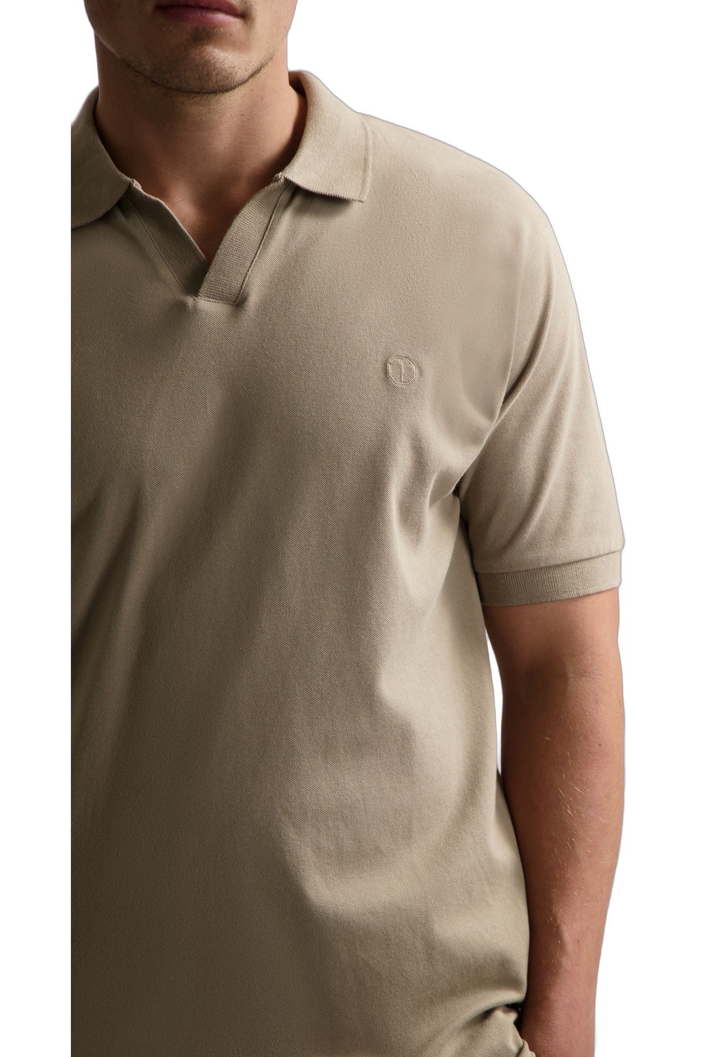 DS-BOWIE V-NECK POLO TIMBER WOLF 3