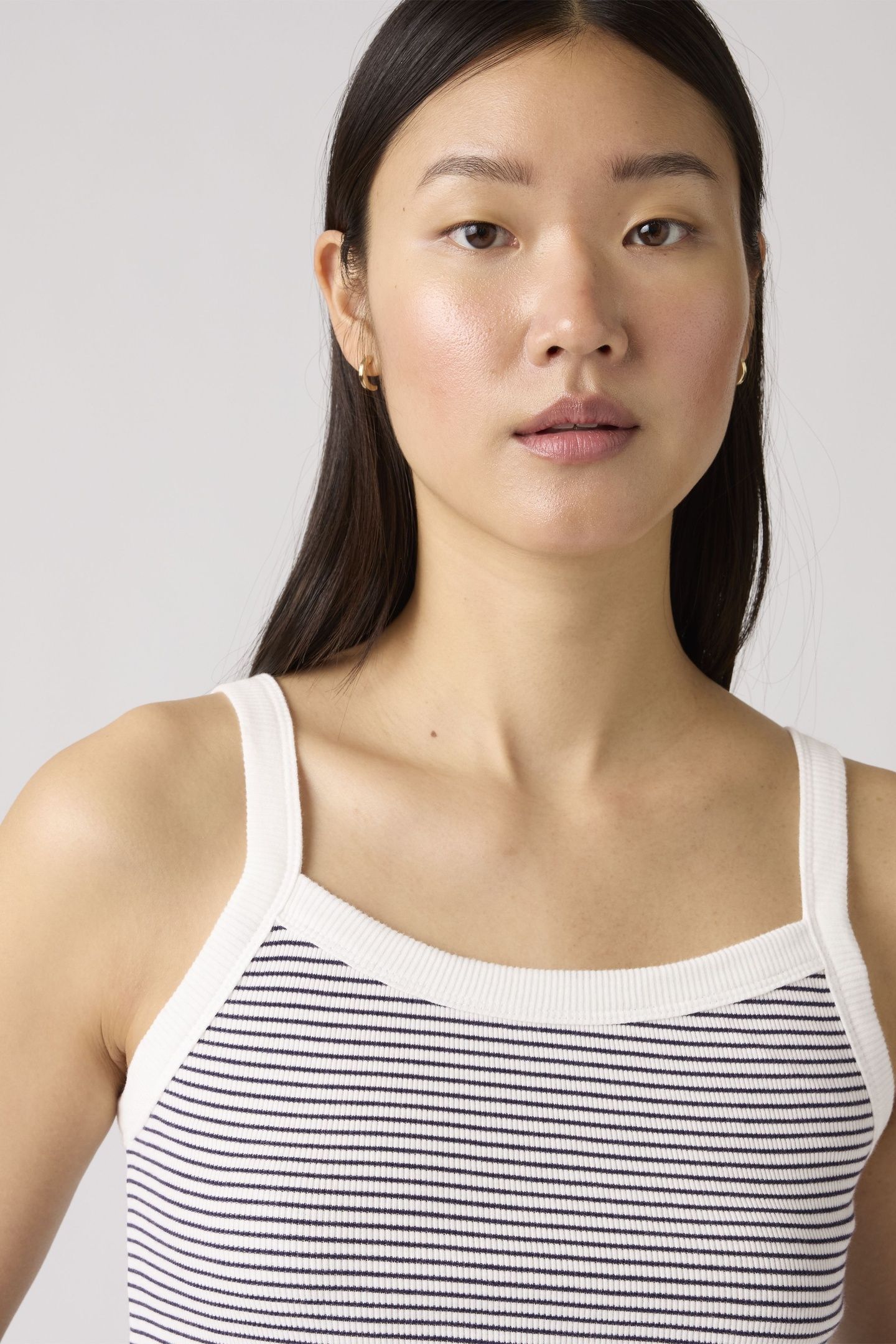ESSENTIAL SPORTY RIBBED TANK TOP BLACK 6
