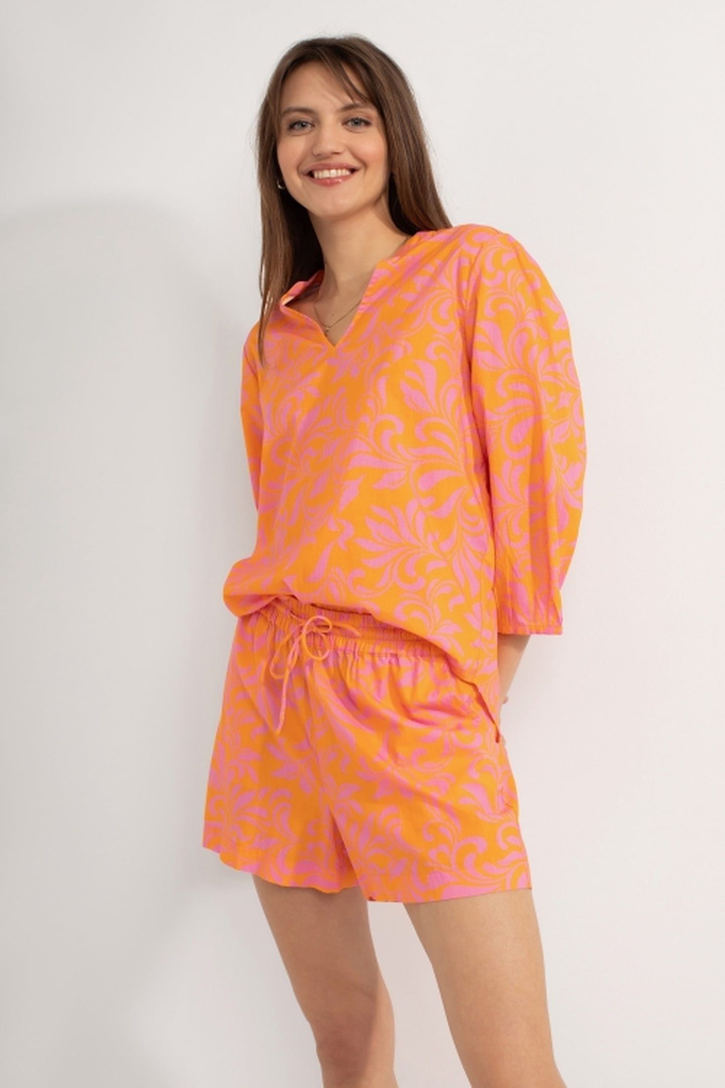 DJESS SHORTS LIGHT ORANGE PRINT 1