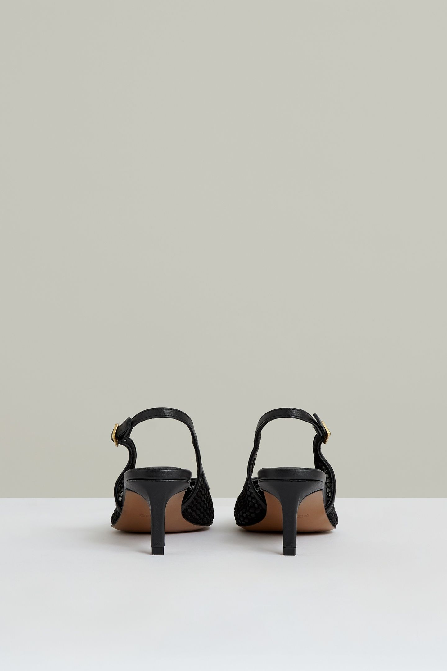 MESH SLINGBACK BLACK 3