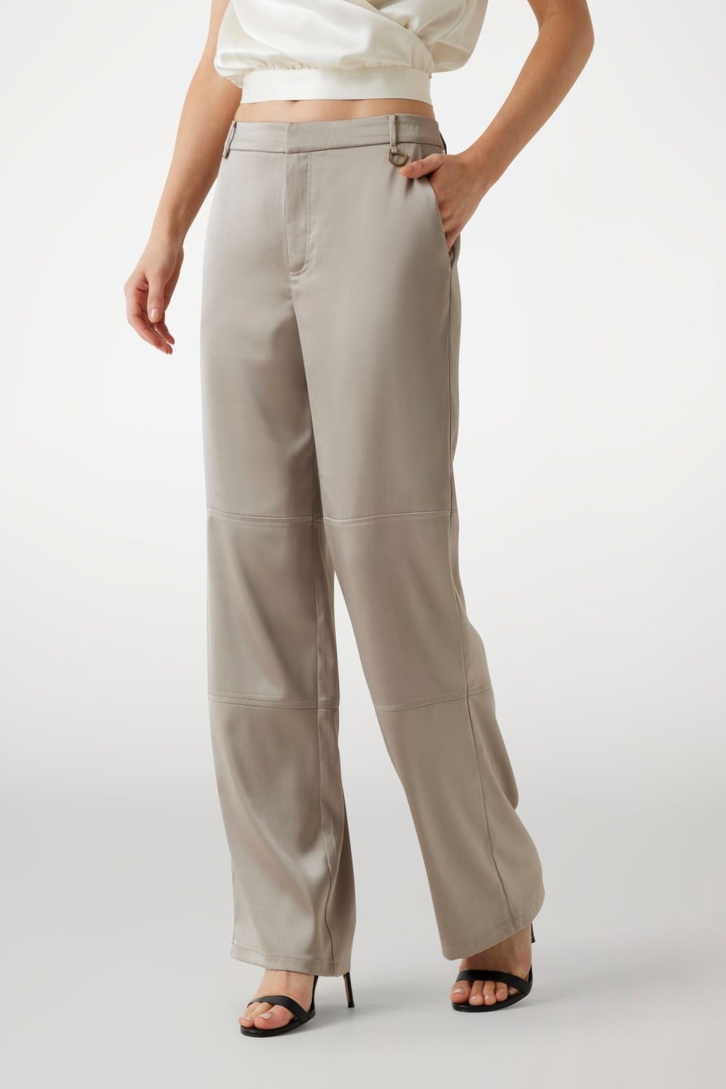 MARCIANO BY GUESS EVA CARGO PANT NATURAL ALMOND 3