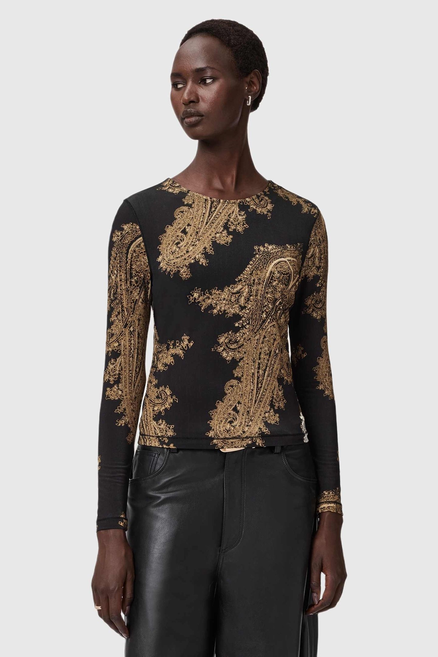 KATLYN TOP ELLA BLACK 4