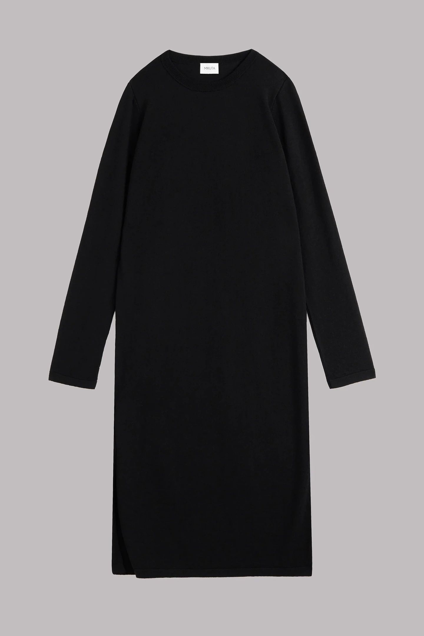 THE BLACK KNIT LONGSLEEVE DRESS 3