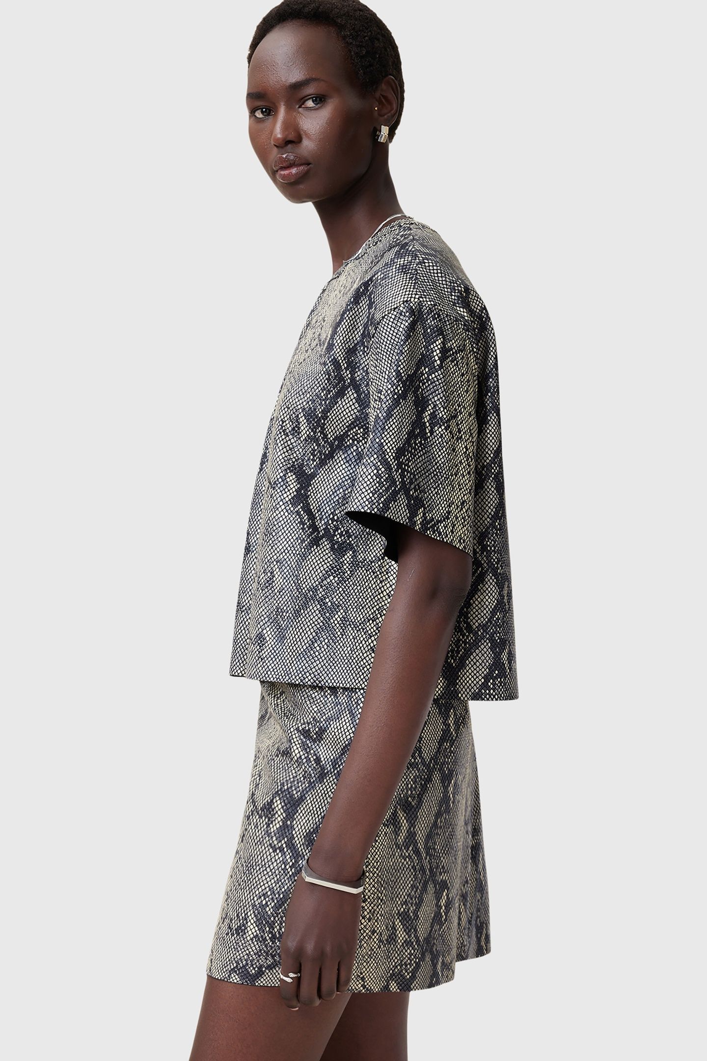 RENAI SNAKE TEE NATURAL WHITE 5