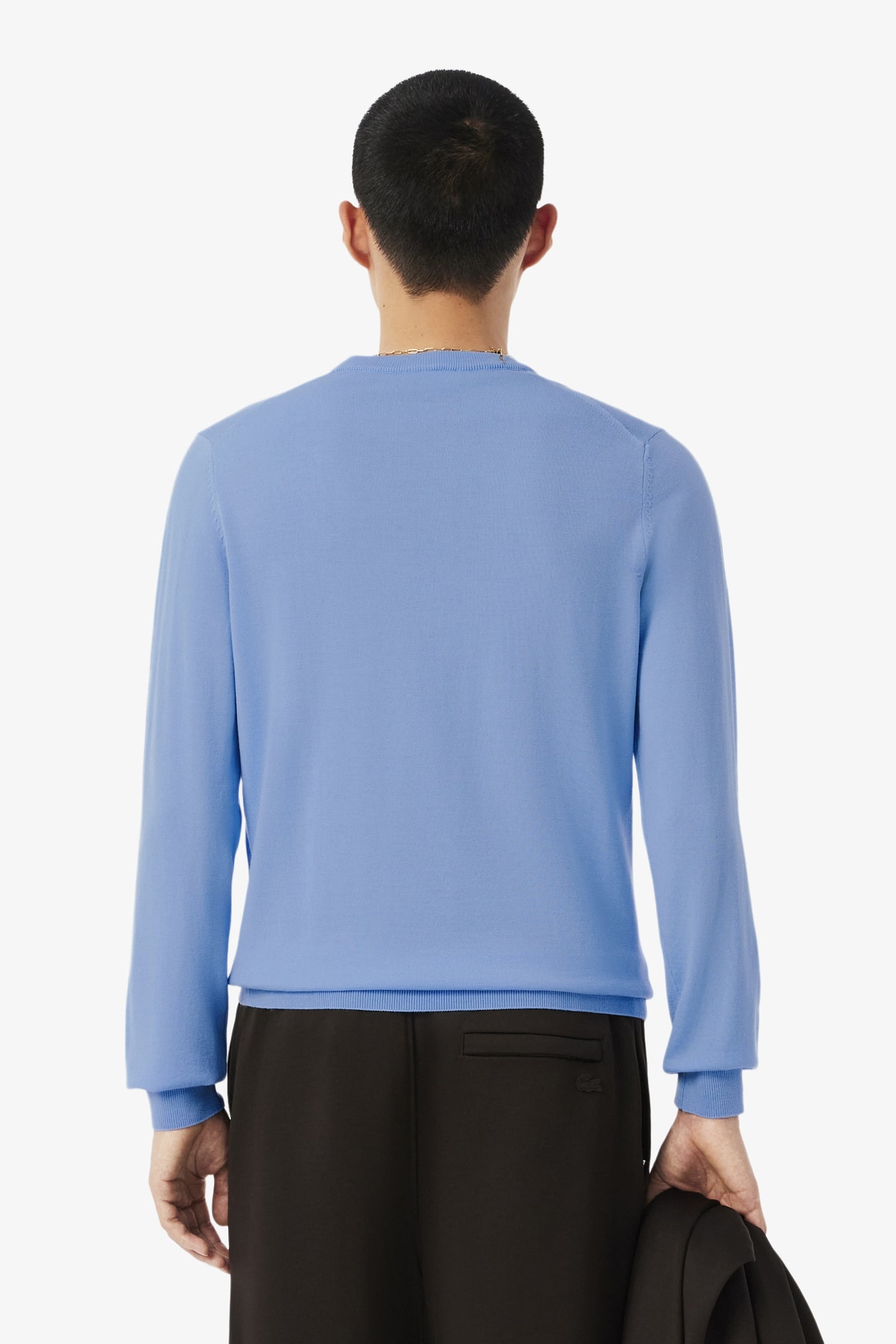 SWEATER OVERVIEW 2