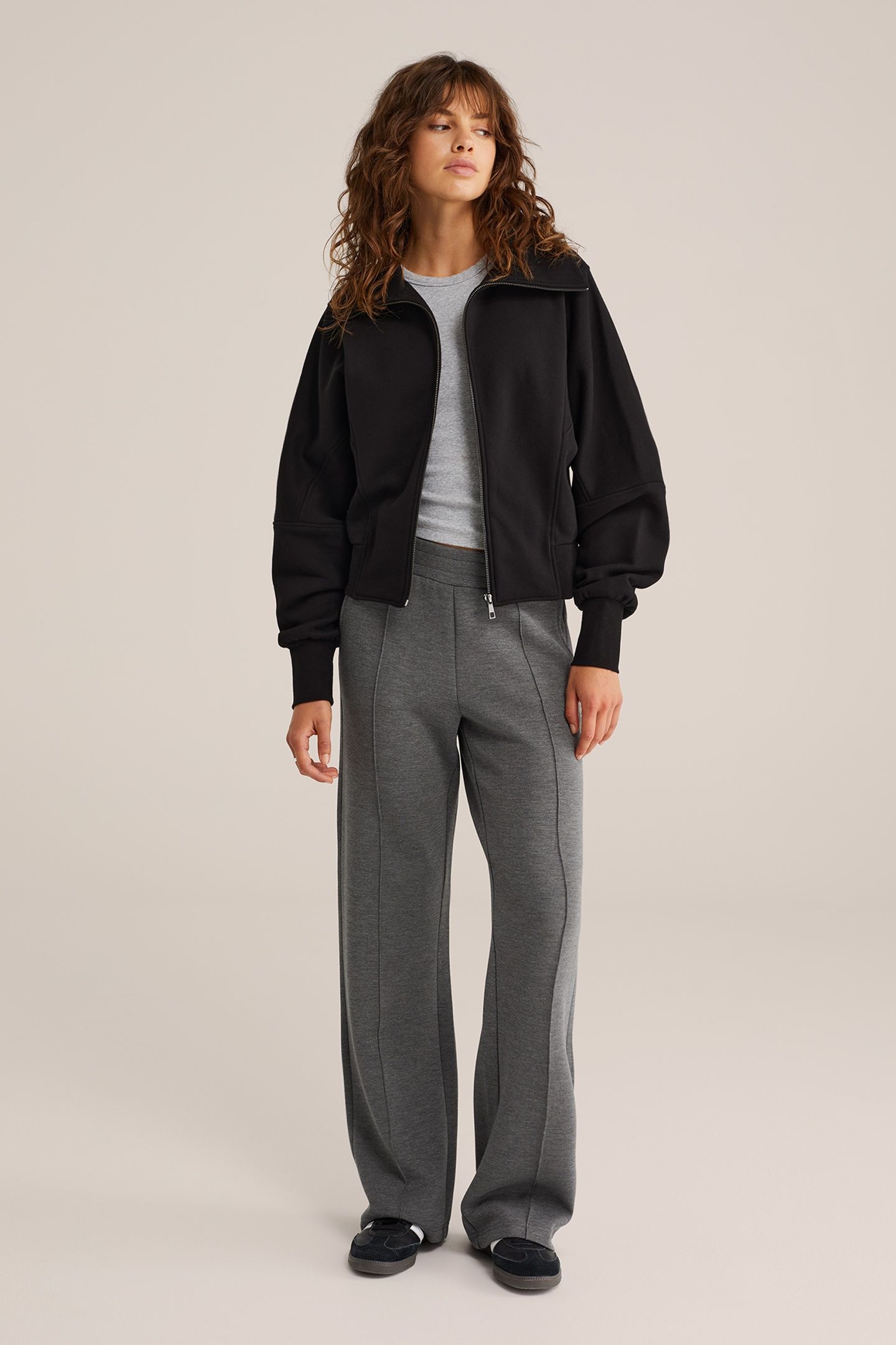 SWEATER BLACK 3