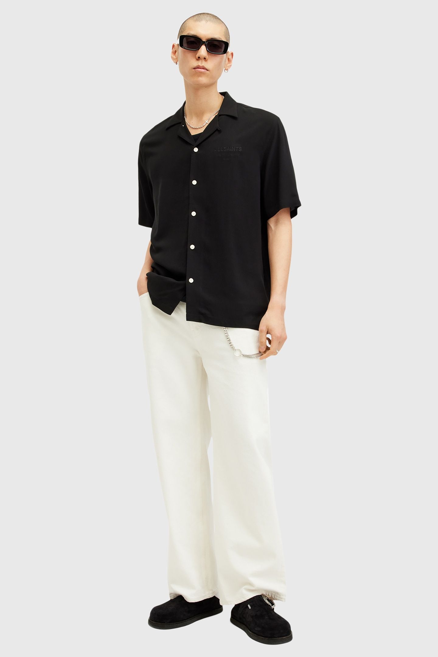 UNDER EMB SS SHIRT BLACK 1