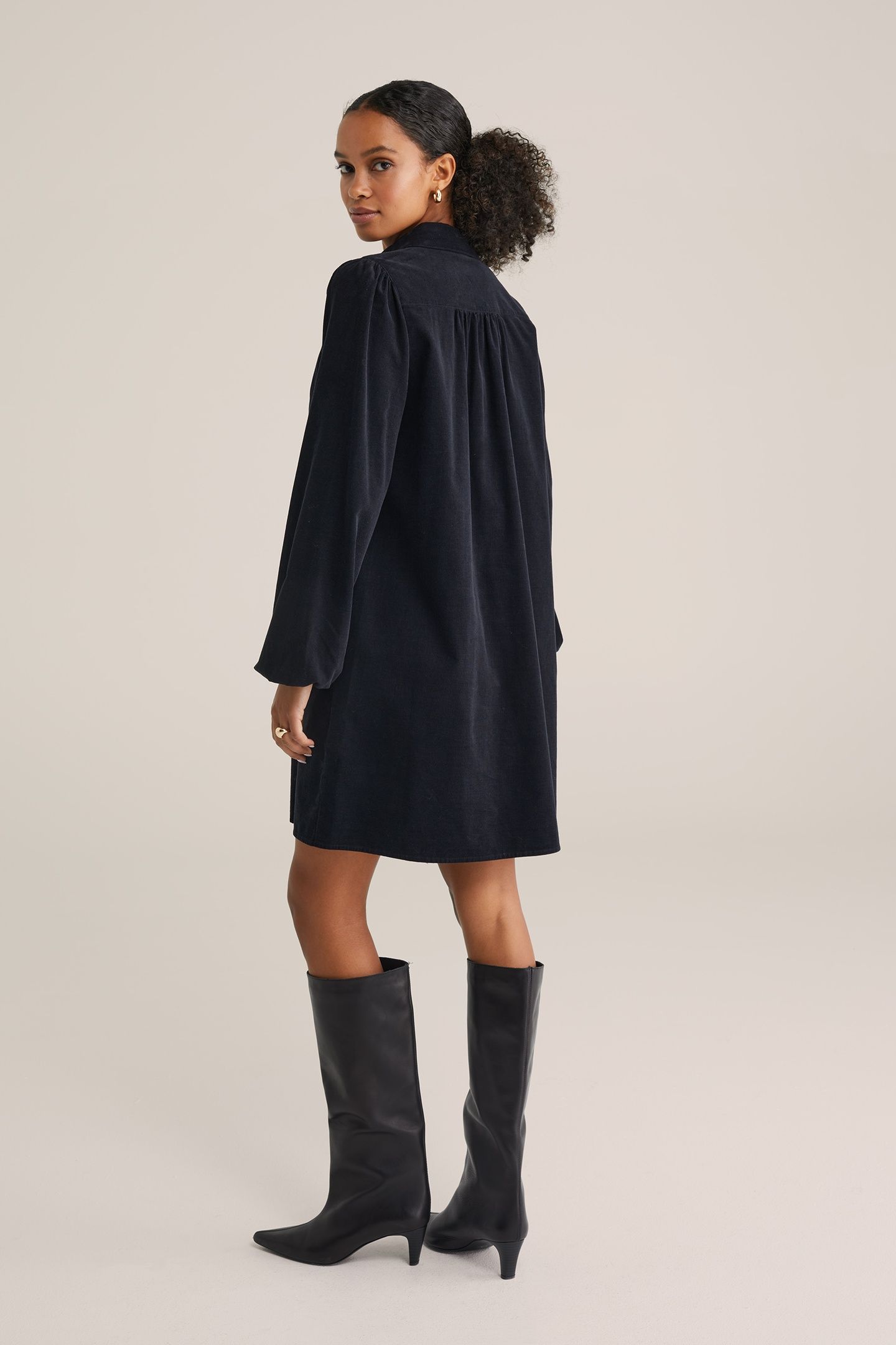 DRESS MID LENGTH BLACK 2