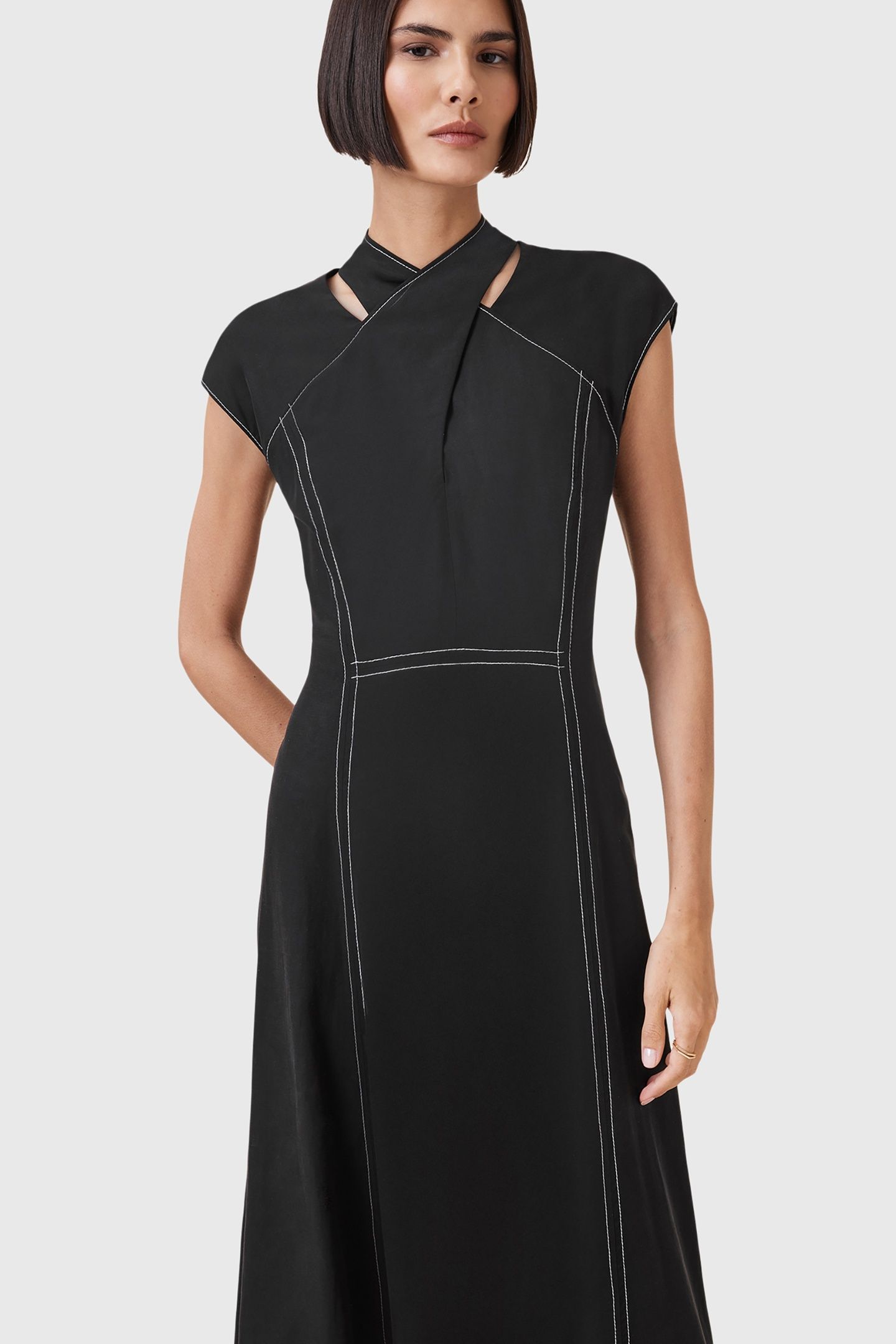 AMARI DRESS BLACK 4