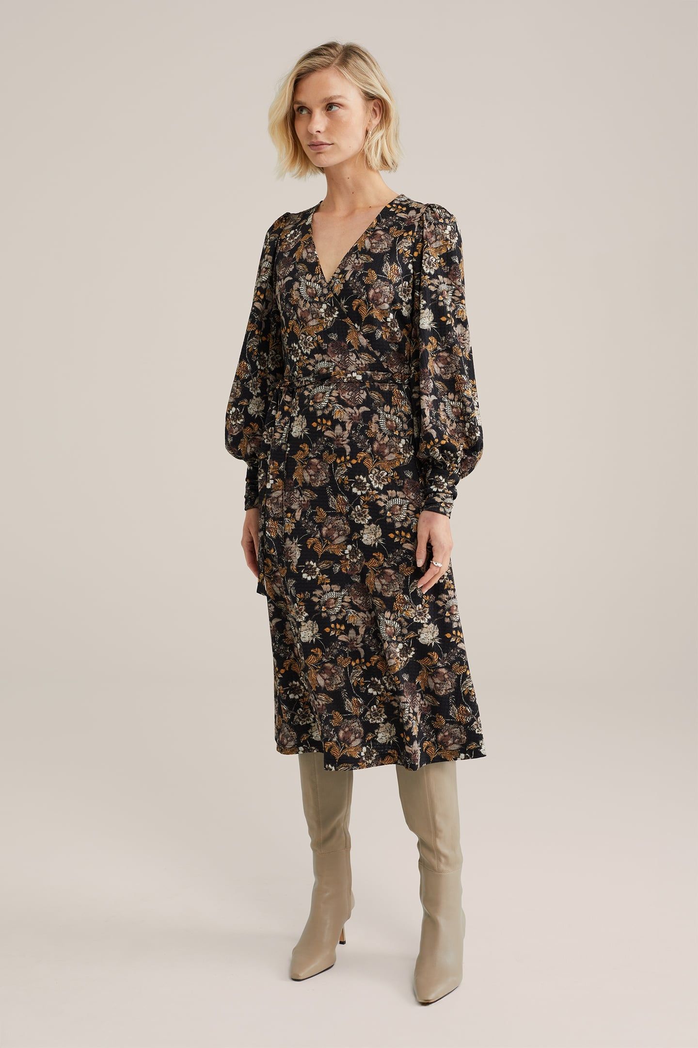 DRESS MID LENGTH BLACK 1