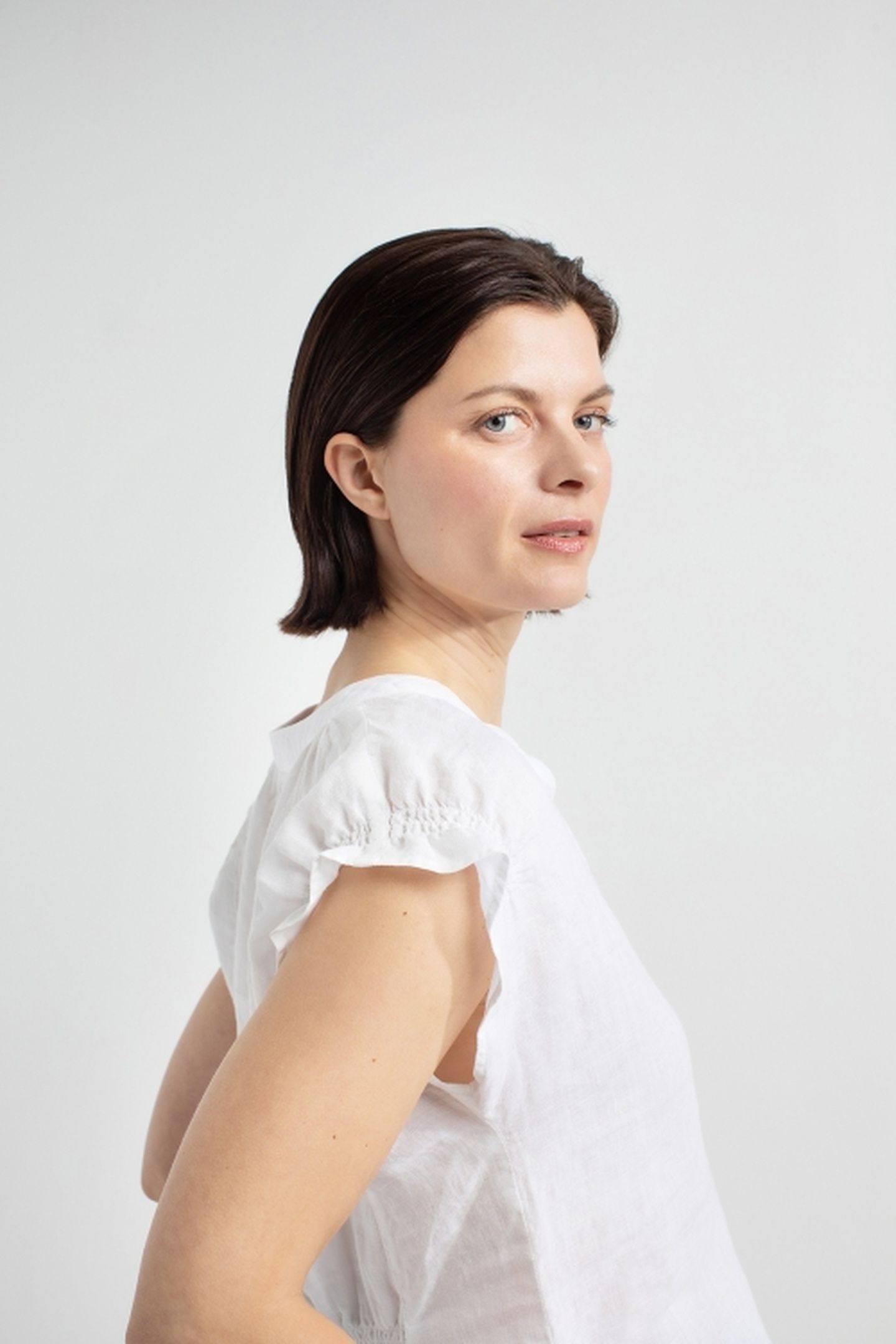 JULIUS BLOUSE WHITE 2