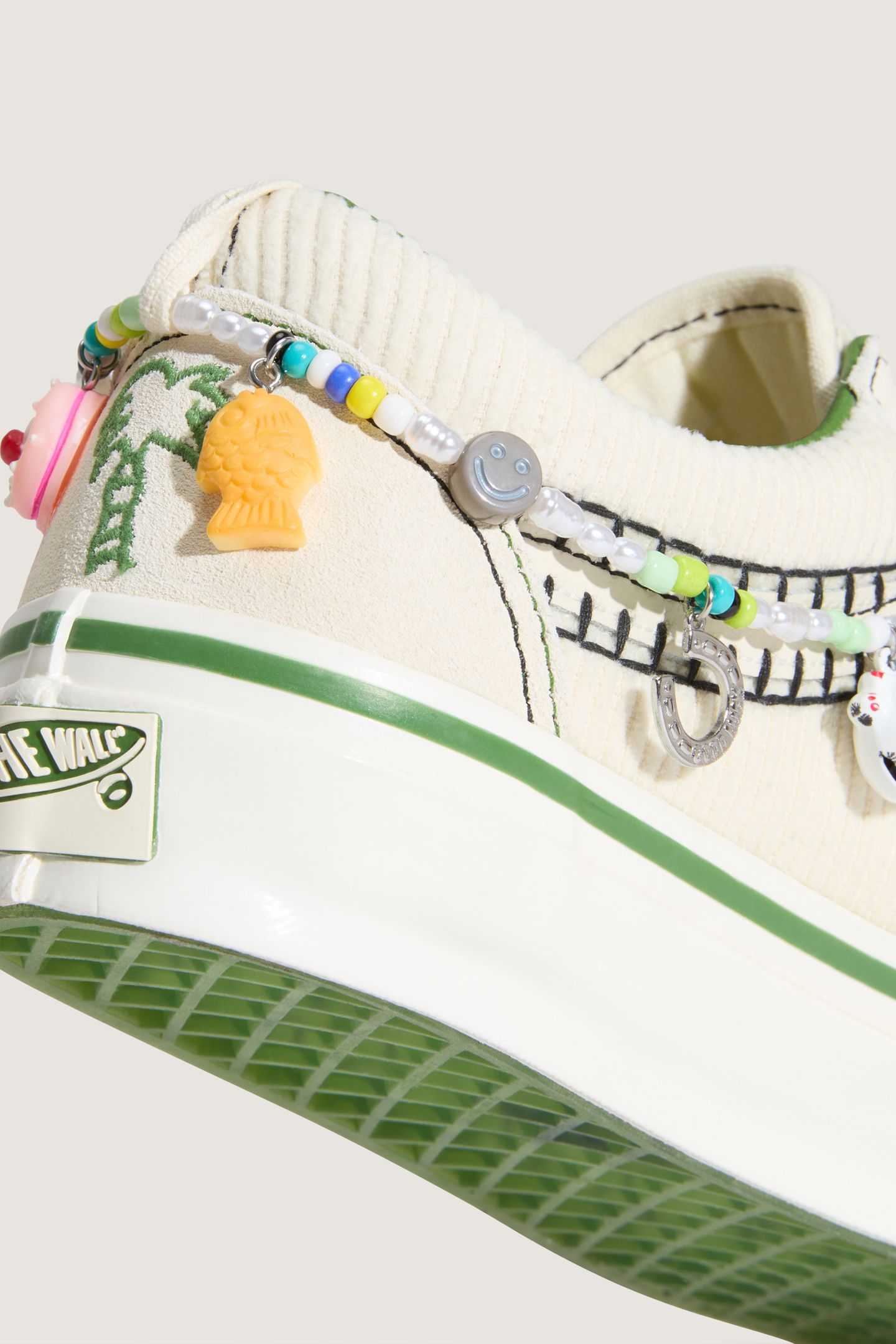 UNISEX OLD SKOOL CHARMS CREAM 3