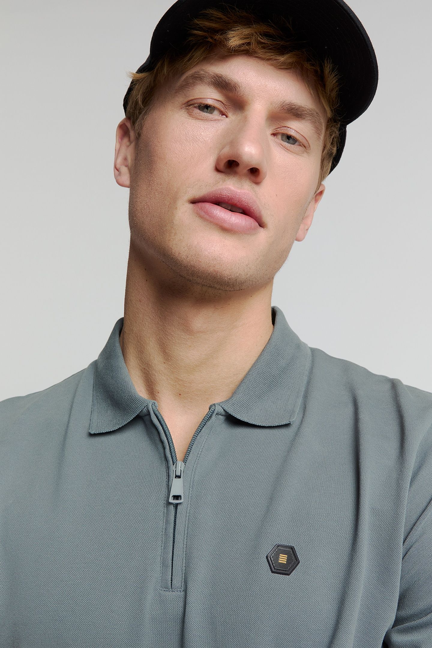 POLO ZIP PIQUE GARMENT DYED WASHED BLUE 4