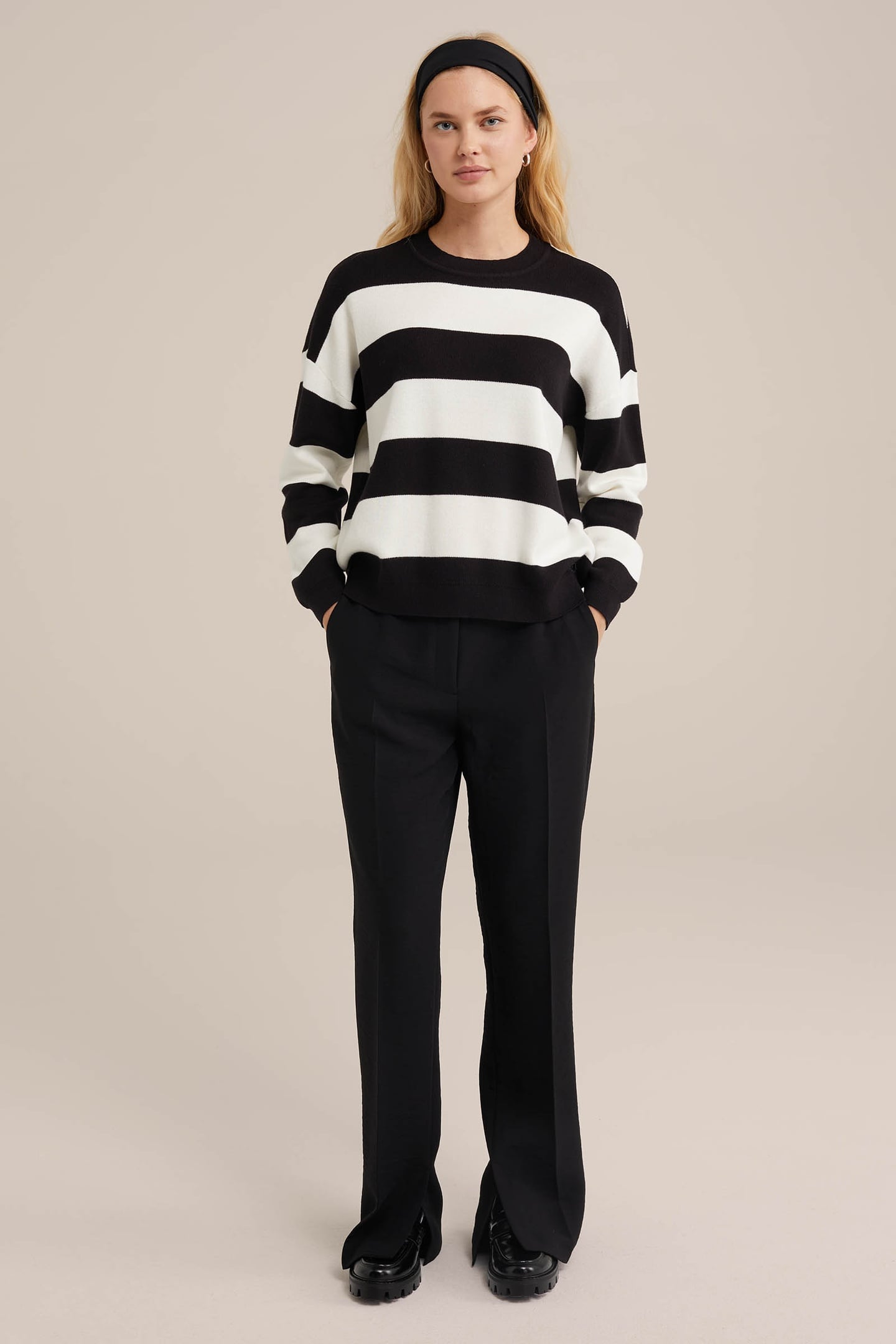 KNITTED PULLOVER BLACK 3
