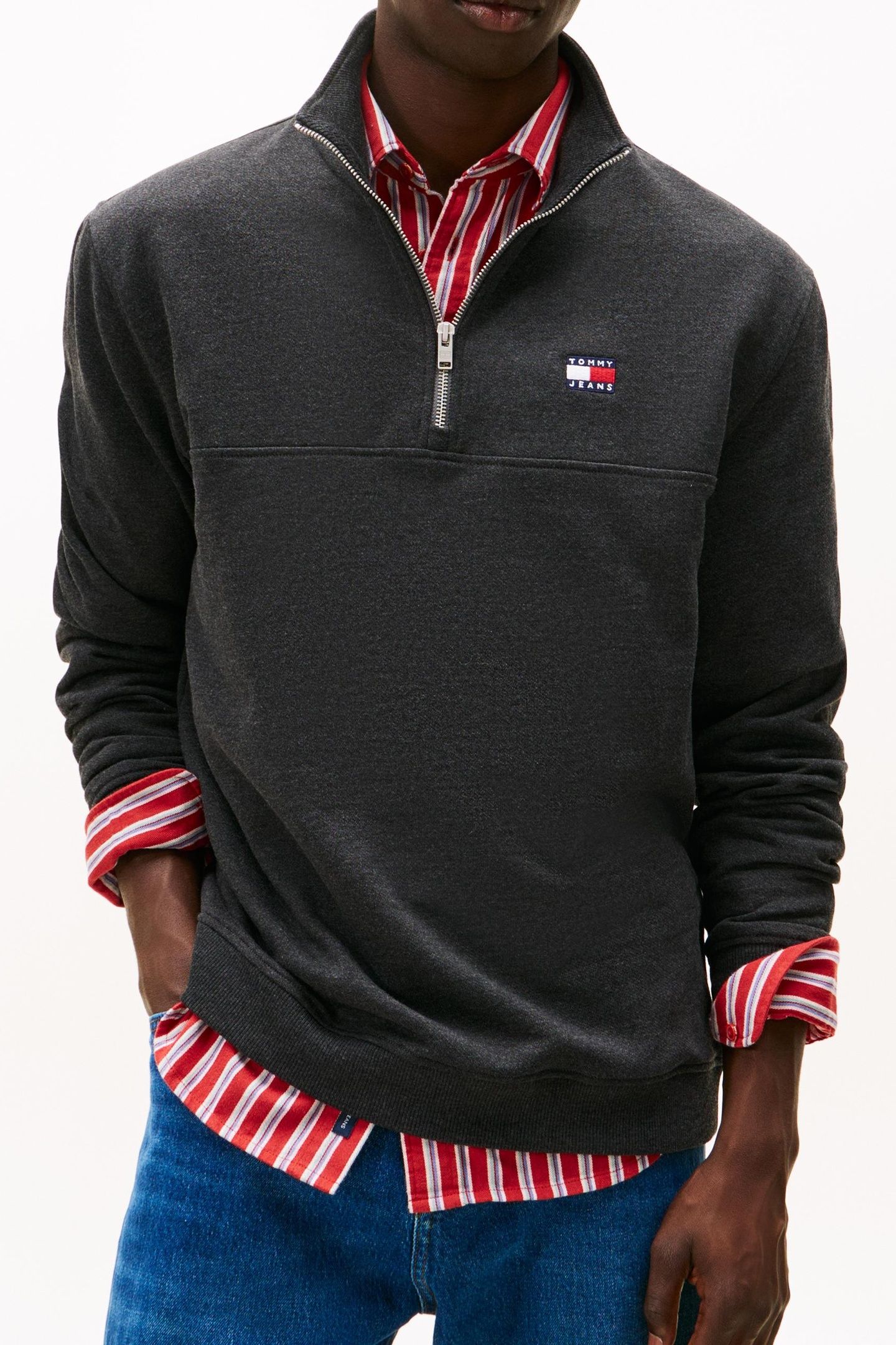 REGULAR BADGE QUARTER-ZIP JUMPER BLACK 3