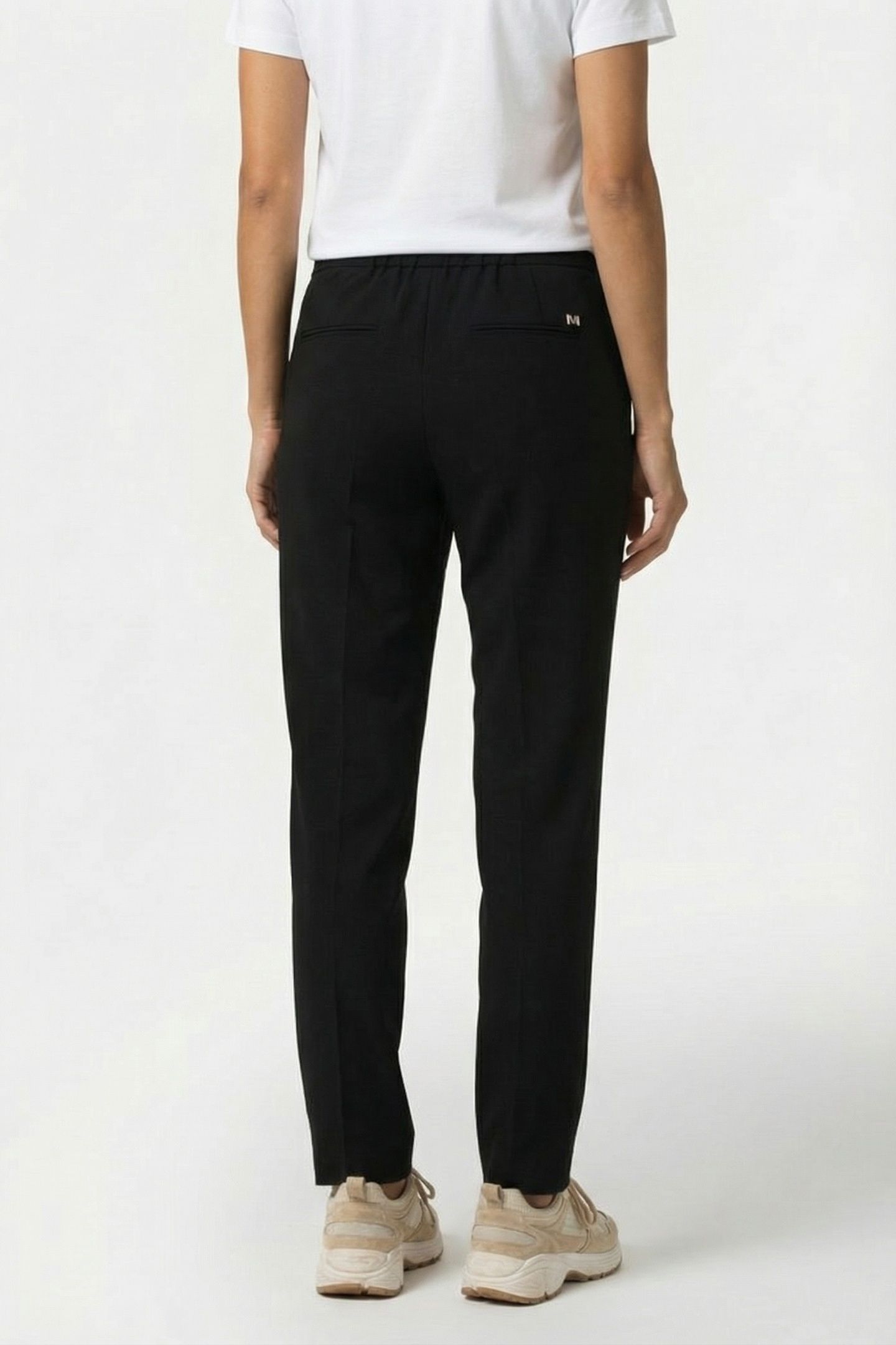 MARCIANO BY GUESS LEILA CHINO PANT JET BLACK 2