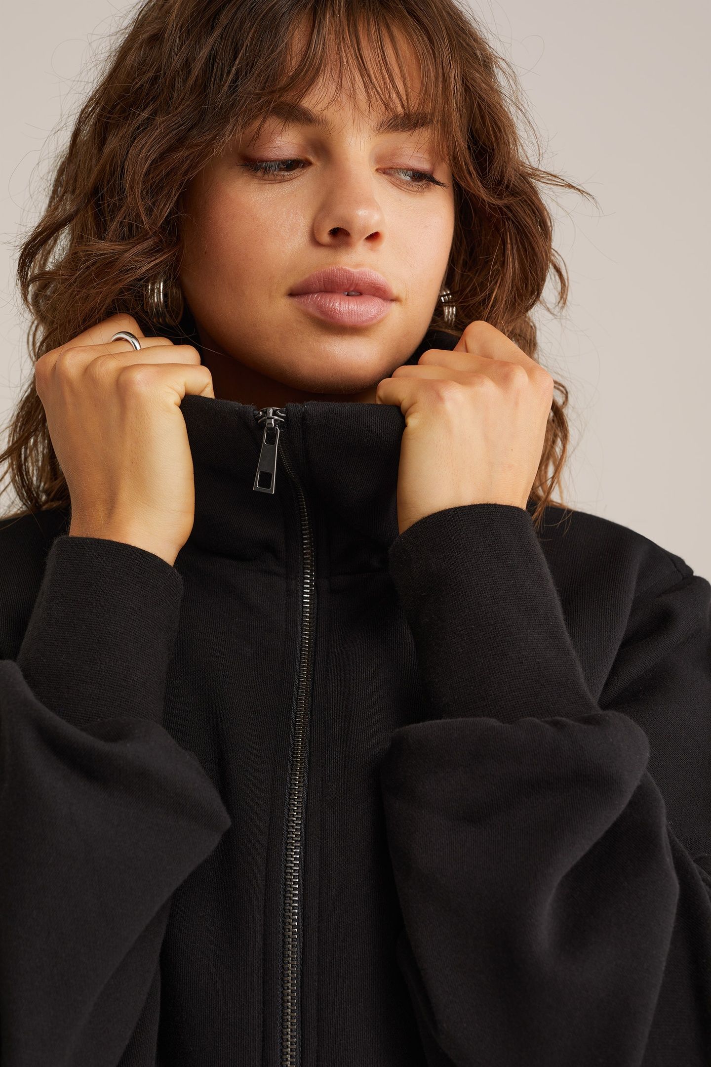 SWEATER BLACK 5