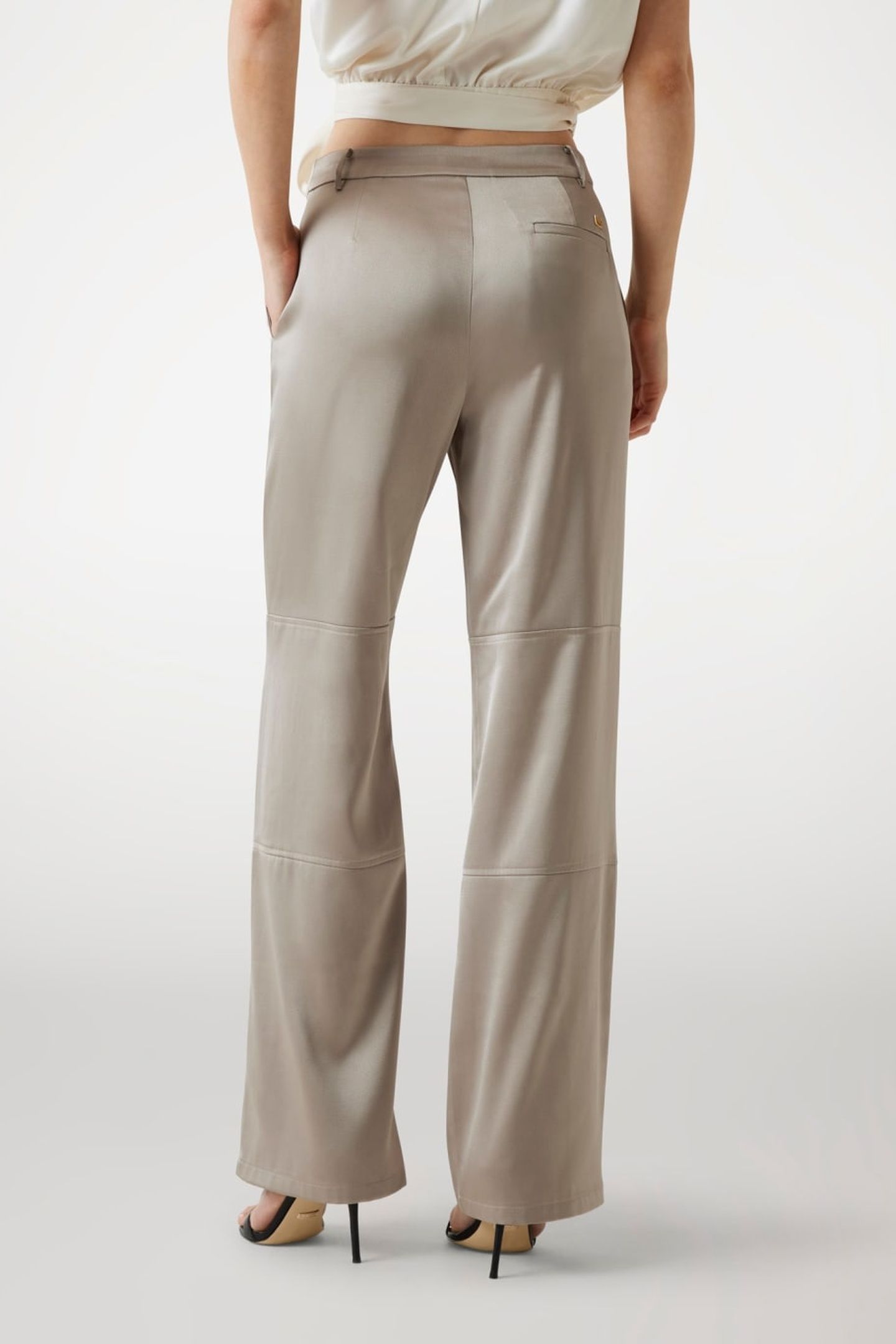 MARCIANO BY GUESS EVA CARGO PANT NATURAL ALMOND 4