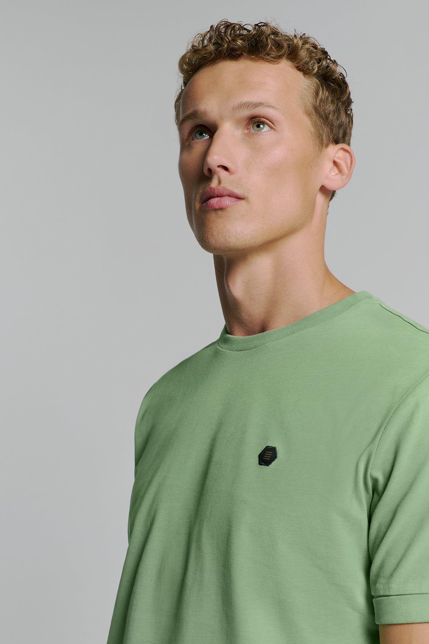 T-SHIRT CREWNECK PEACHED GREEN 3