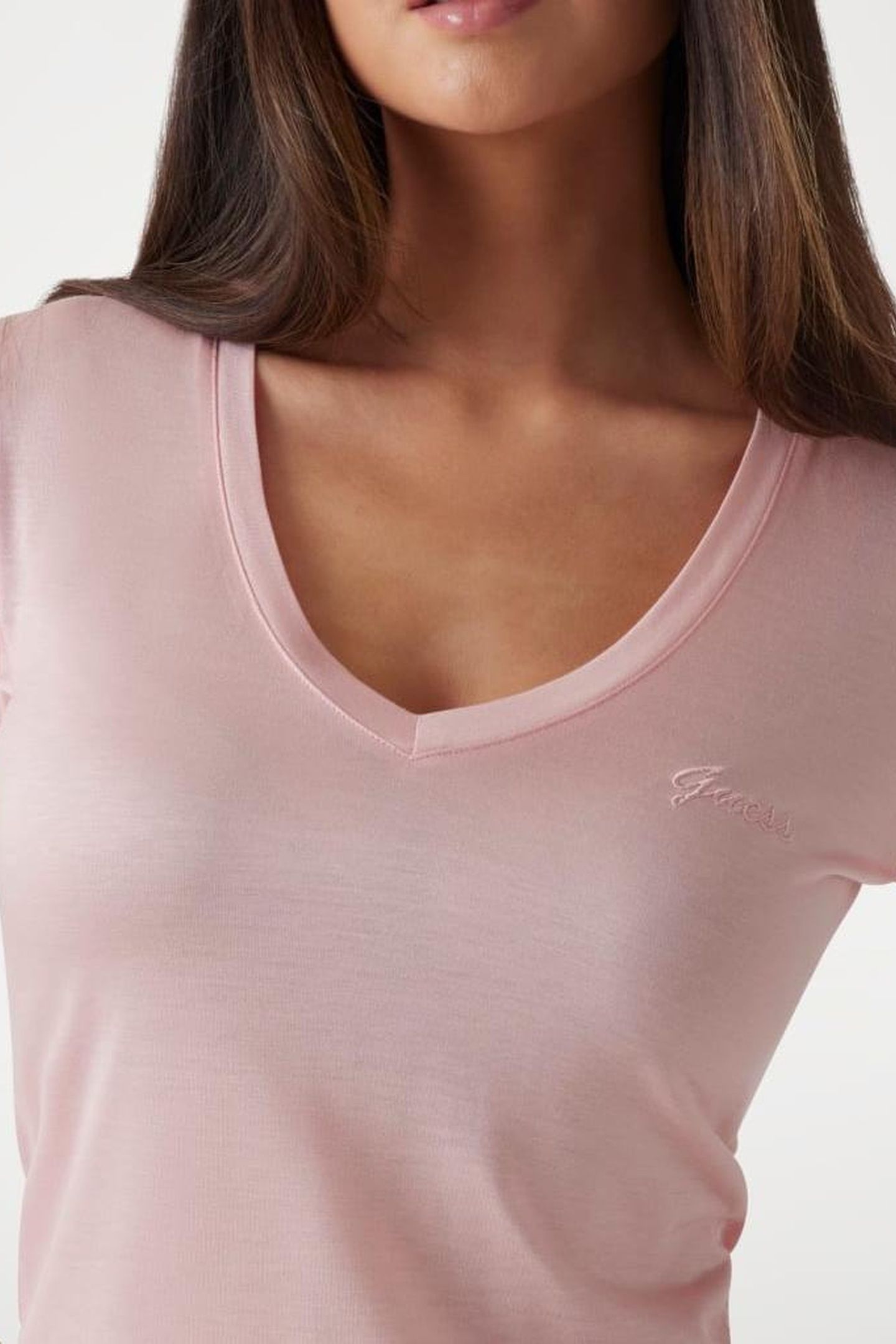 GUESS ECO VN SS LIGHT BASIC TE PINK PEARL 4