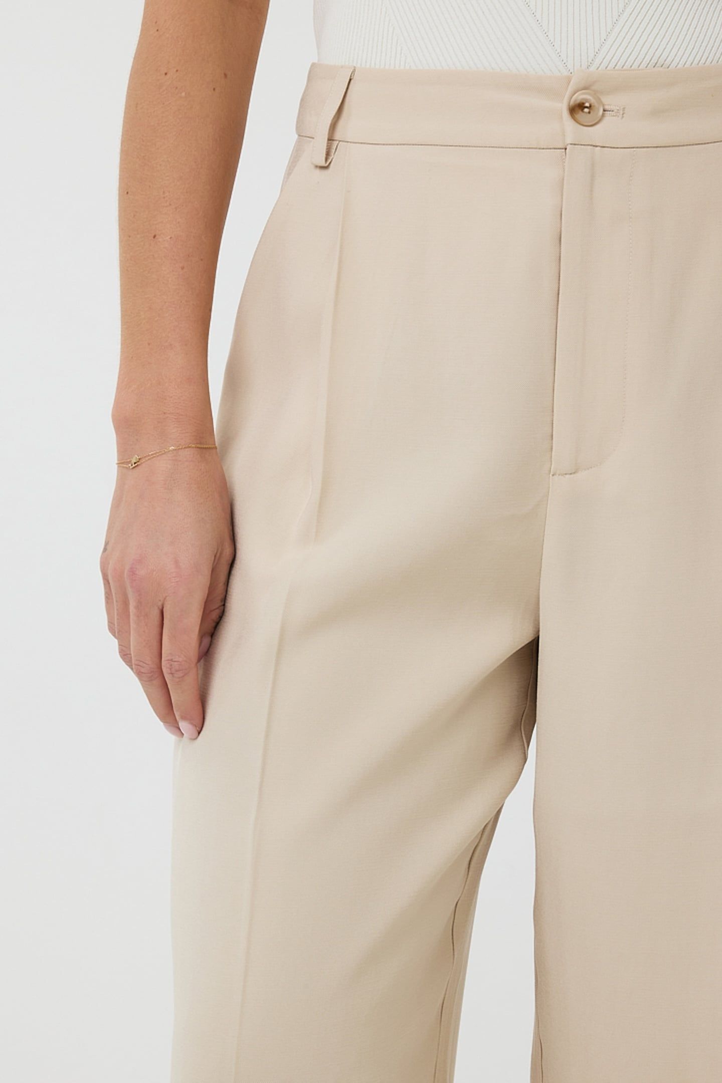 TROUSERS WB PLEAT LIGHT SAND 6