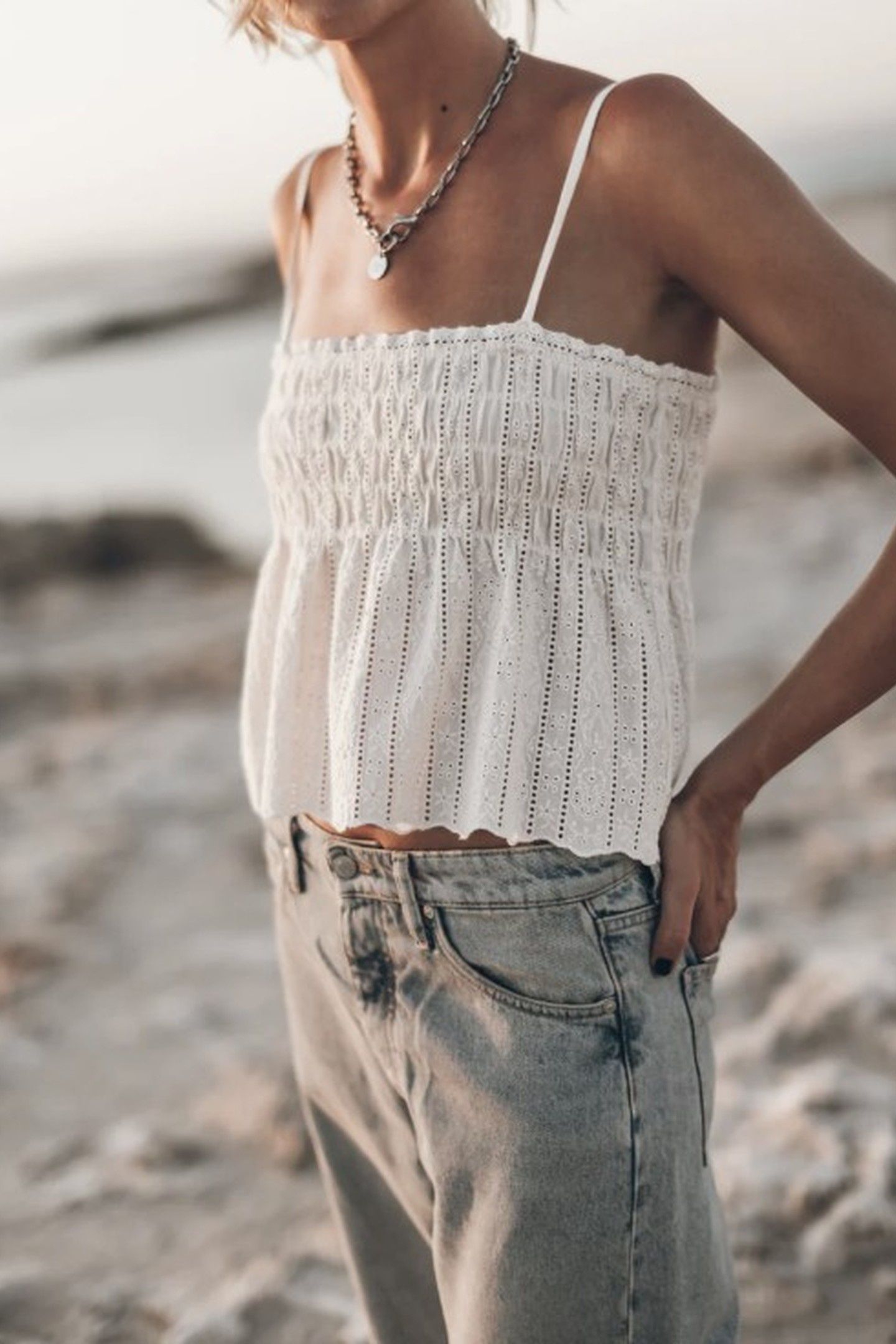 THE ECRU ROMANTIC TANK TOP ECRU 2