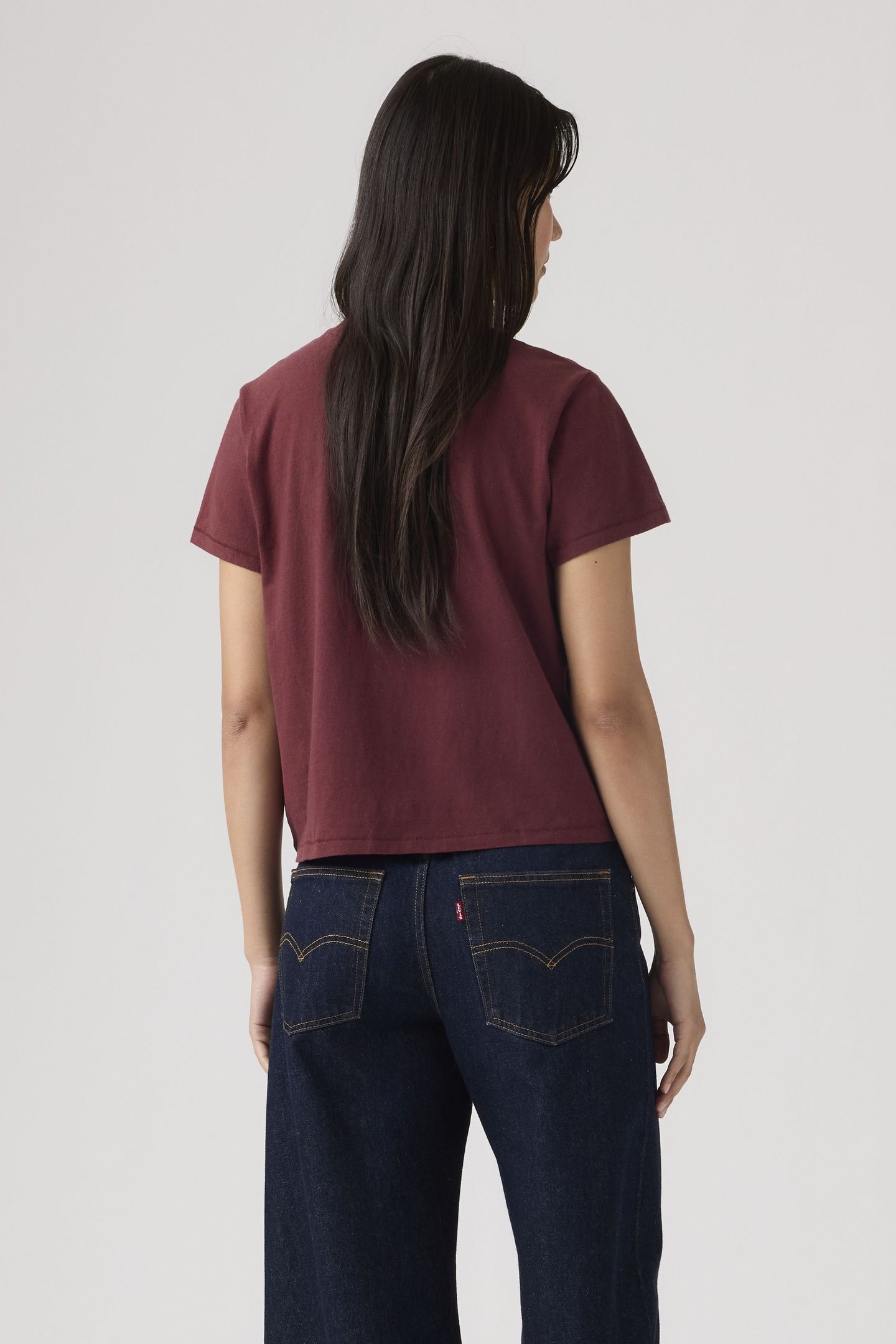 GRAPHIC CLASSIC TEE 3