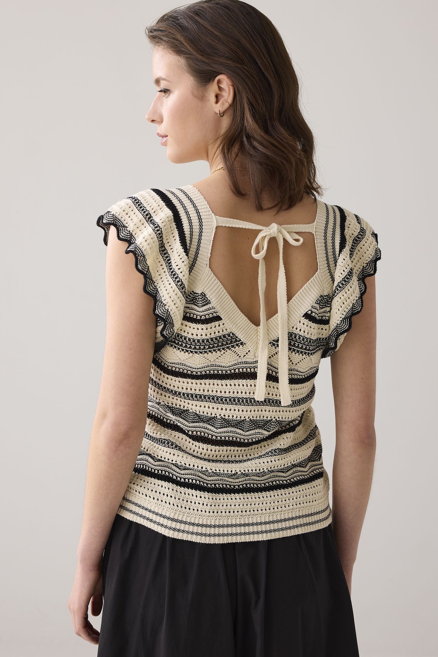 RUFFLE TOP COTTON AJOUR KNIT IVORY 2