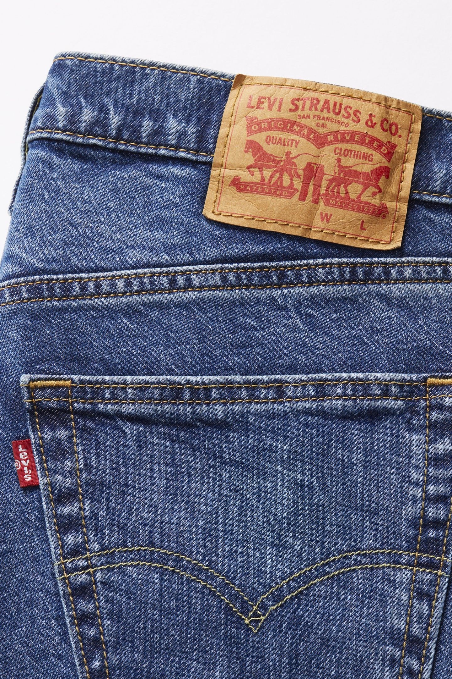 541™ ATHLETIC TAPER JEANS 4