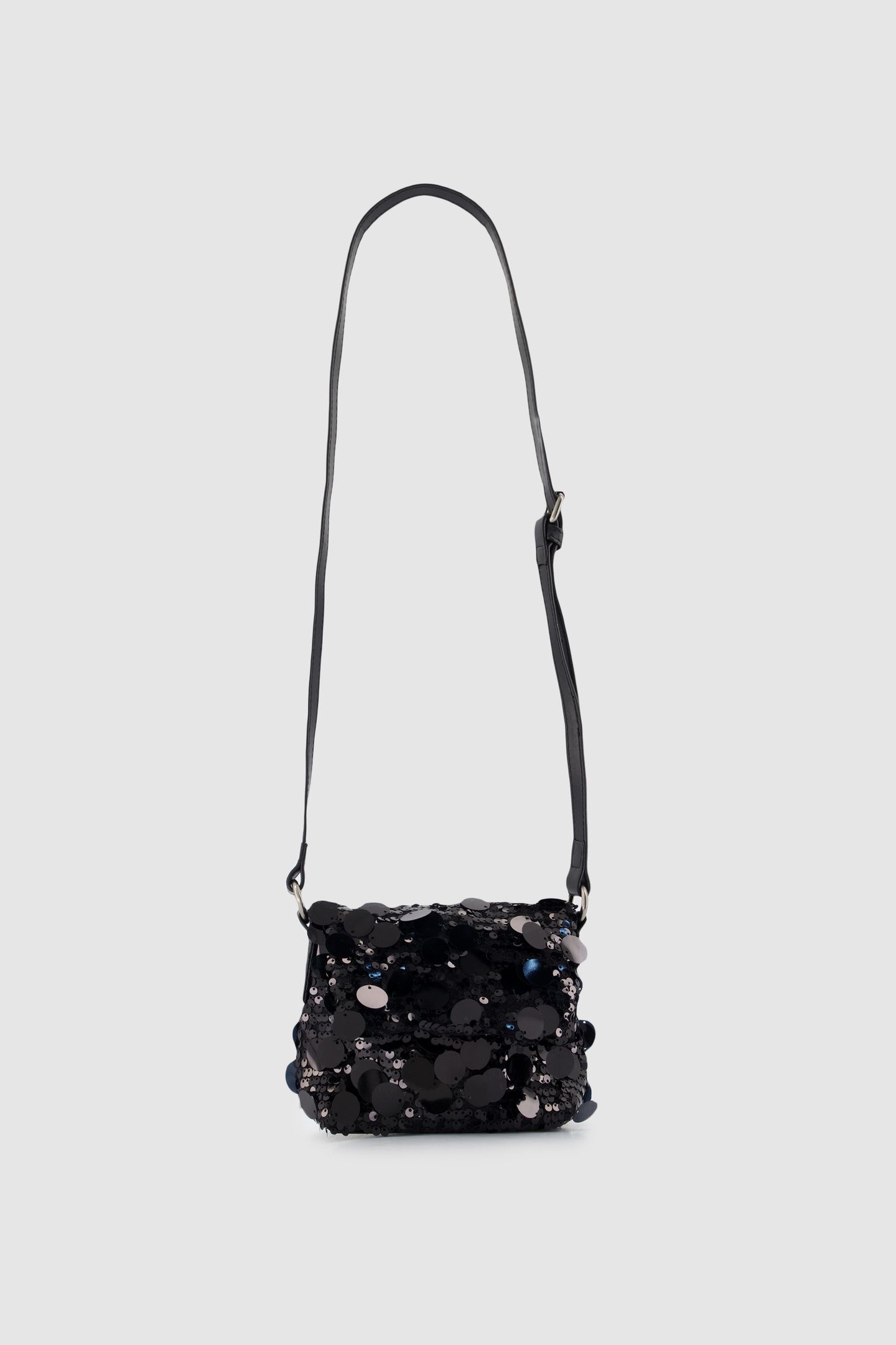 BLACK SEQUINS EMBROIDERY HANDBAG 2