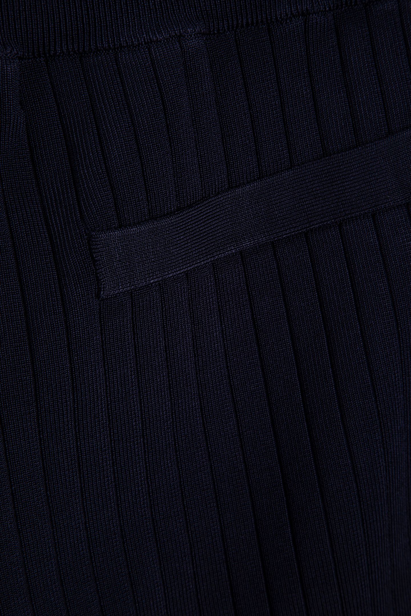 KNITTED SHORT NAVY 4