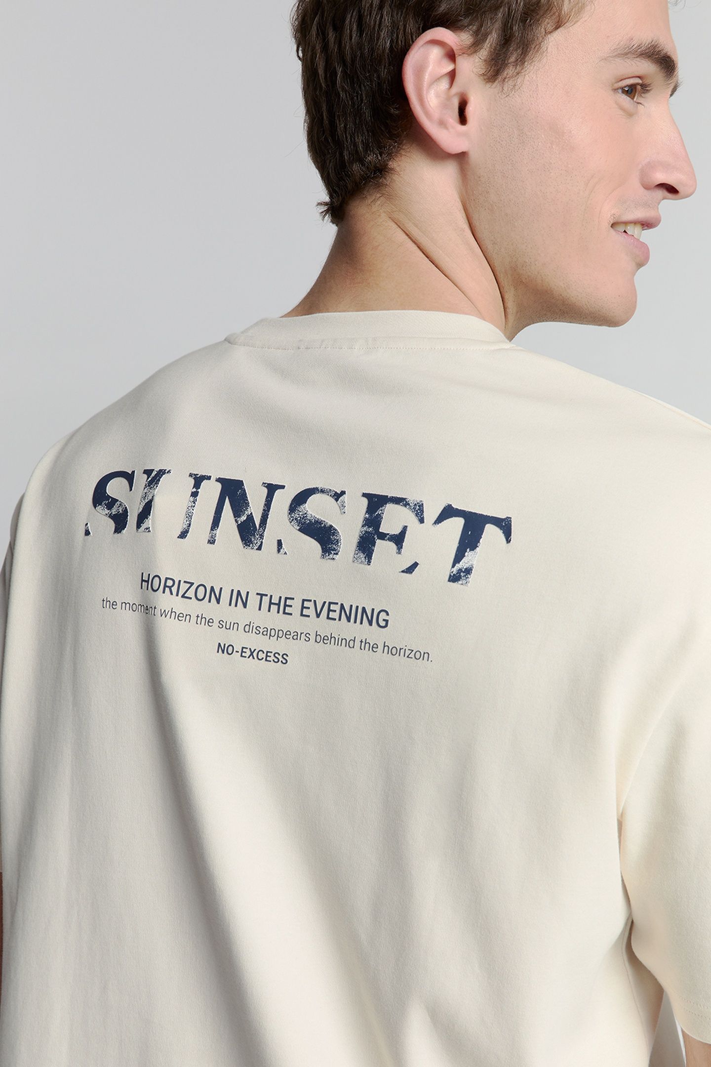 T-SHIRT CREWNECK HEAVY SOLID BACK PRINT OFFWHITE 4