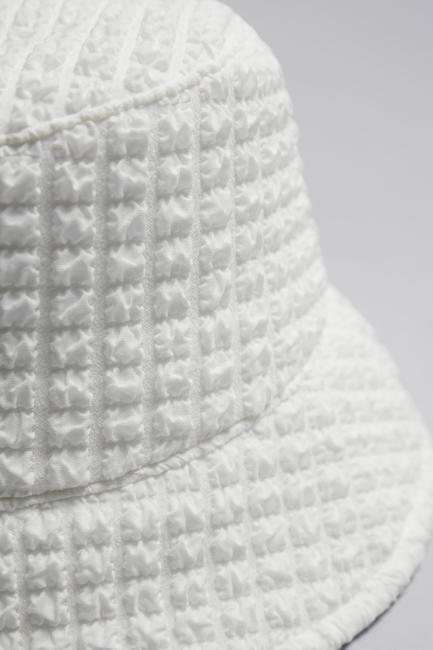 CHILLI BUCKET HAT BEIGE 2