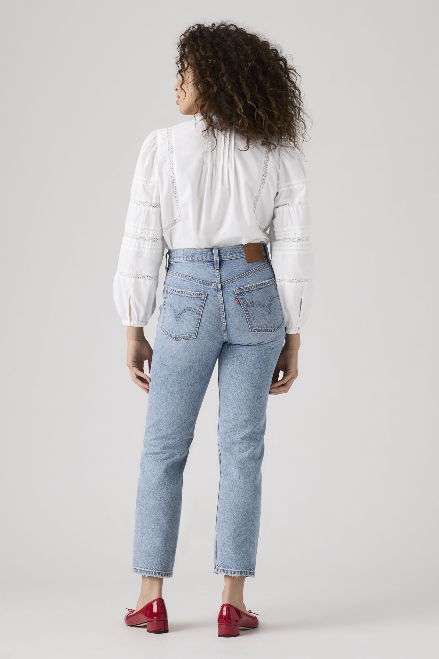 501® ORIGINAL LIGHTWEIGHT CROPPED JEANS 4