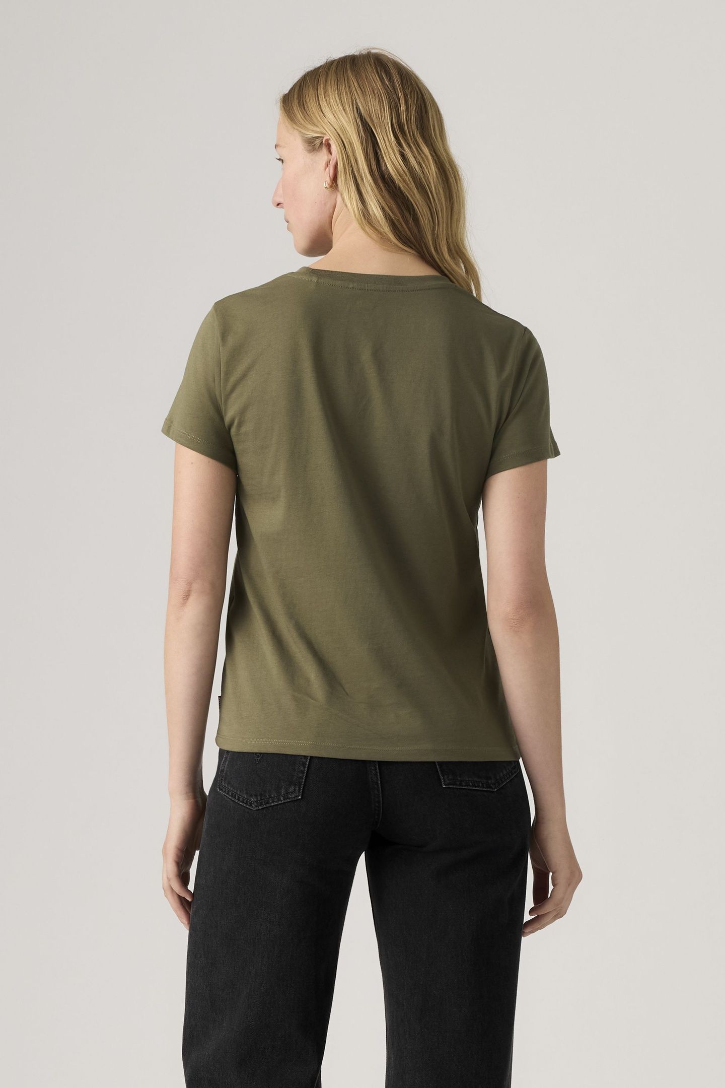 THE PERFECT TEE 4