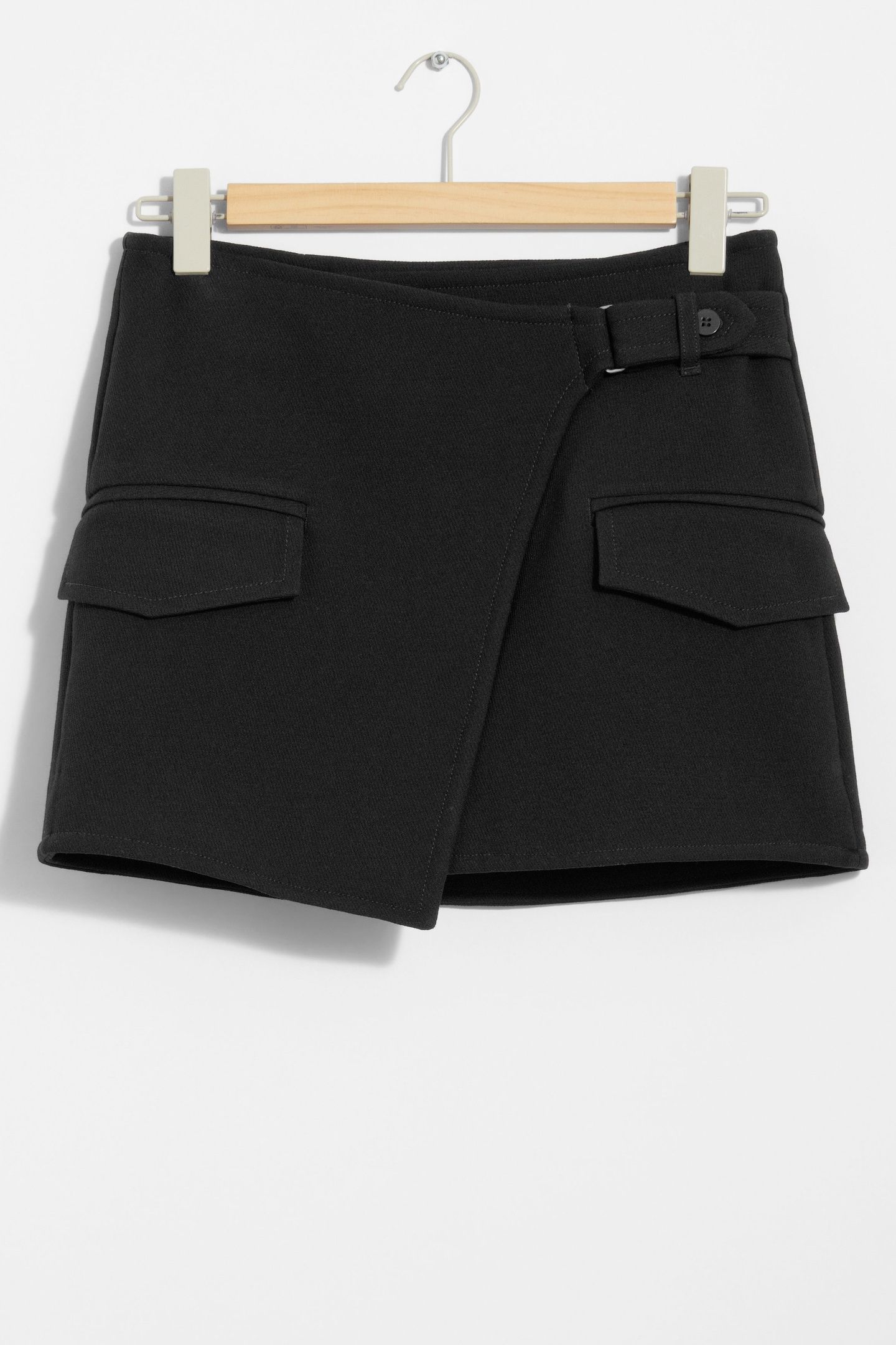 CASSIE SKIRT BLACK 3